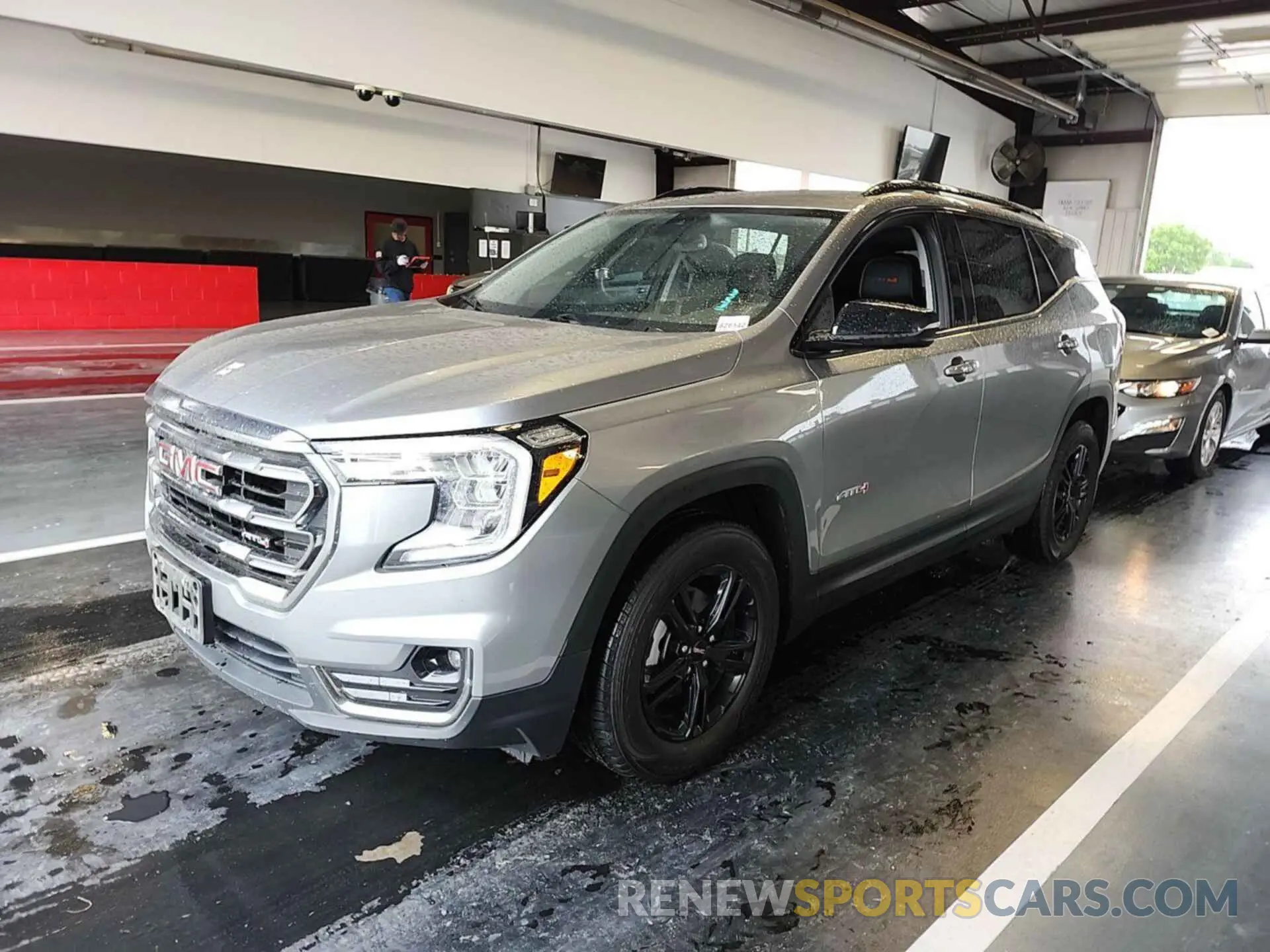 1 Photograph of a damaged car 3GKALYEGXRL171701 GMC TERRAIN 2024