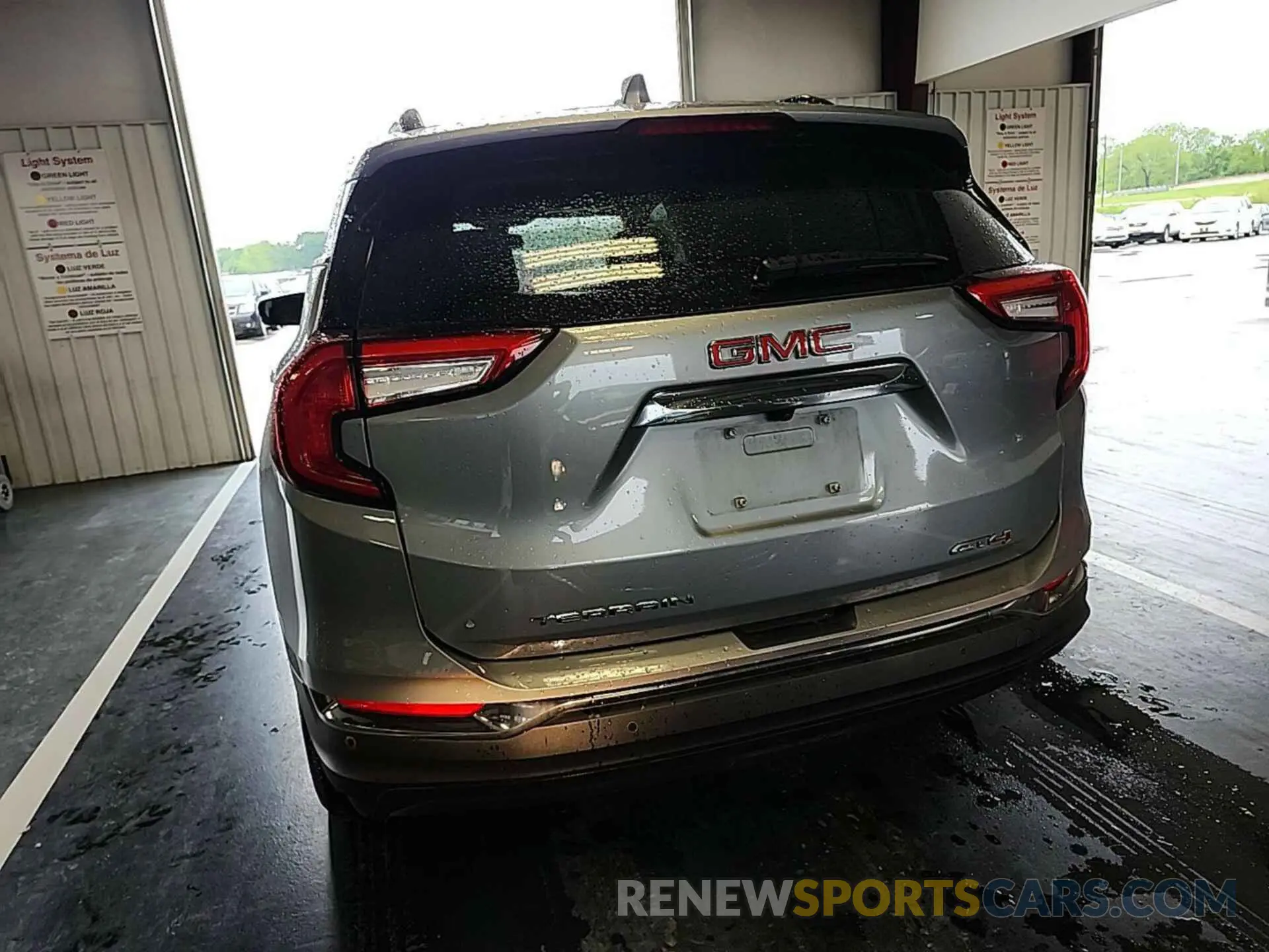 23 Photograph of a damaged car 3GKALYEGXRL171701 GMC TERRAIN 2024