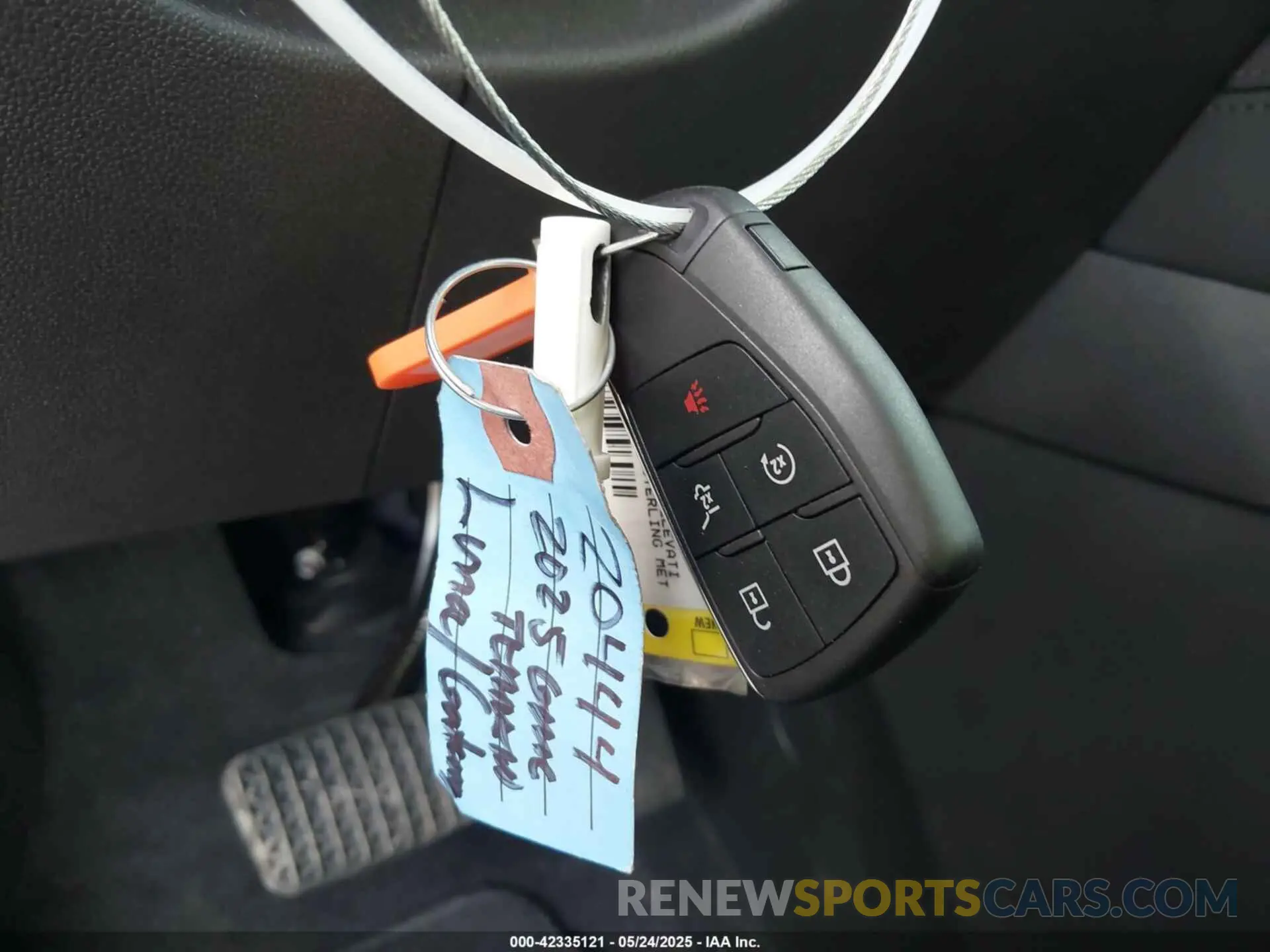11 Photograph of a damaged car 3GKALUEG6SL215921 GMC TERRAIN 2025