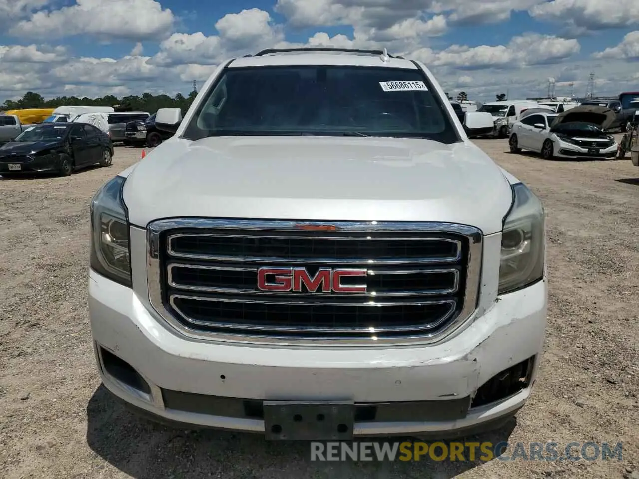 5 Photograph of a damaged car 1GKS1BKC3KR388126 GMC YUKON 2019