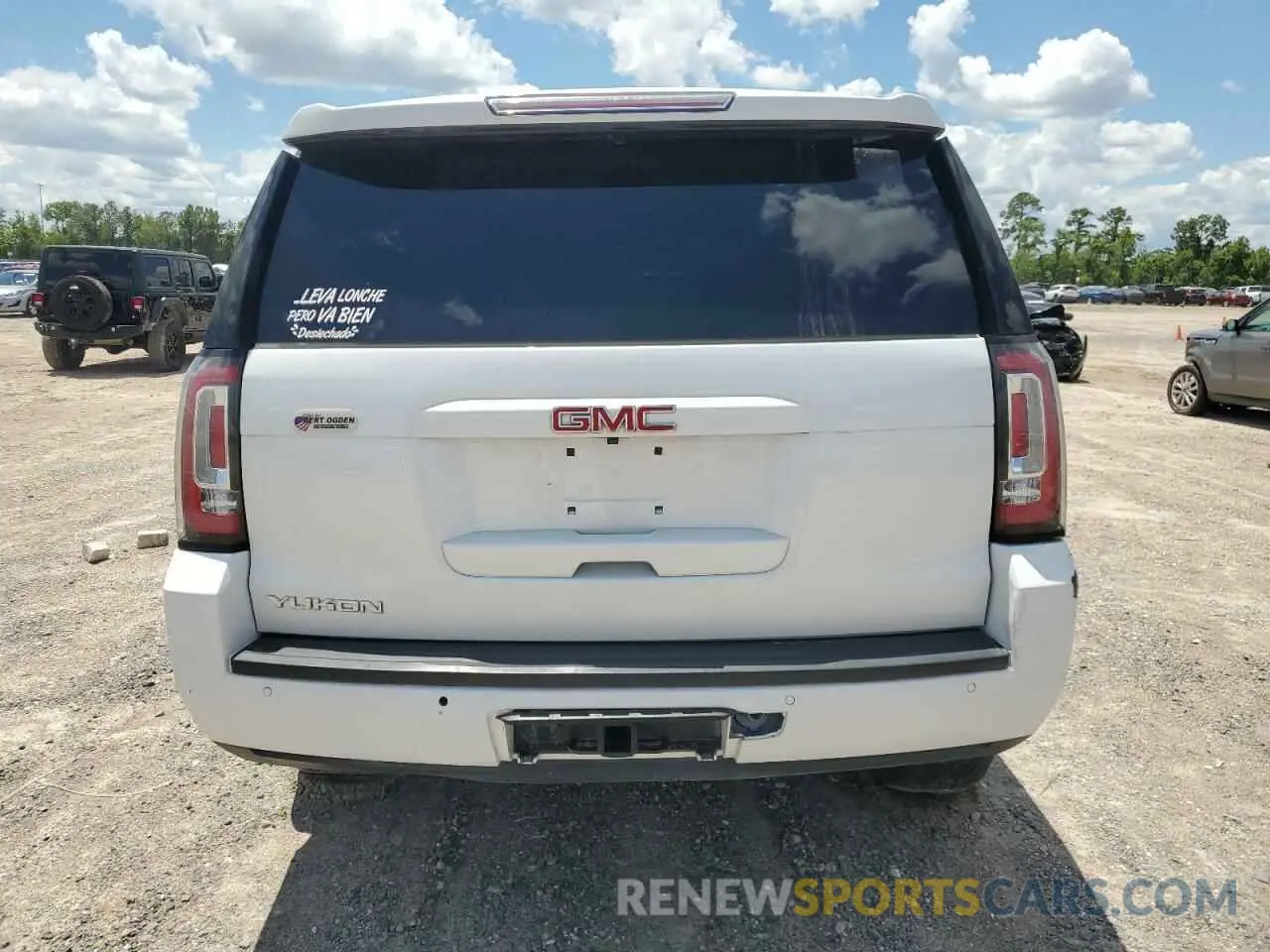 6 Photograph of a damaged car 1GKS1BKC3KR388126 GMC YUKON 2019