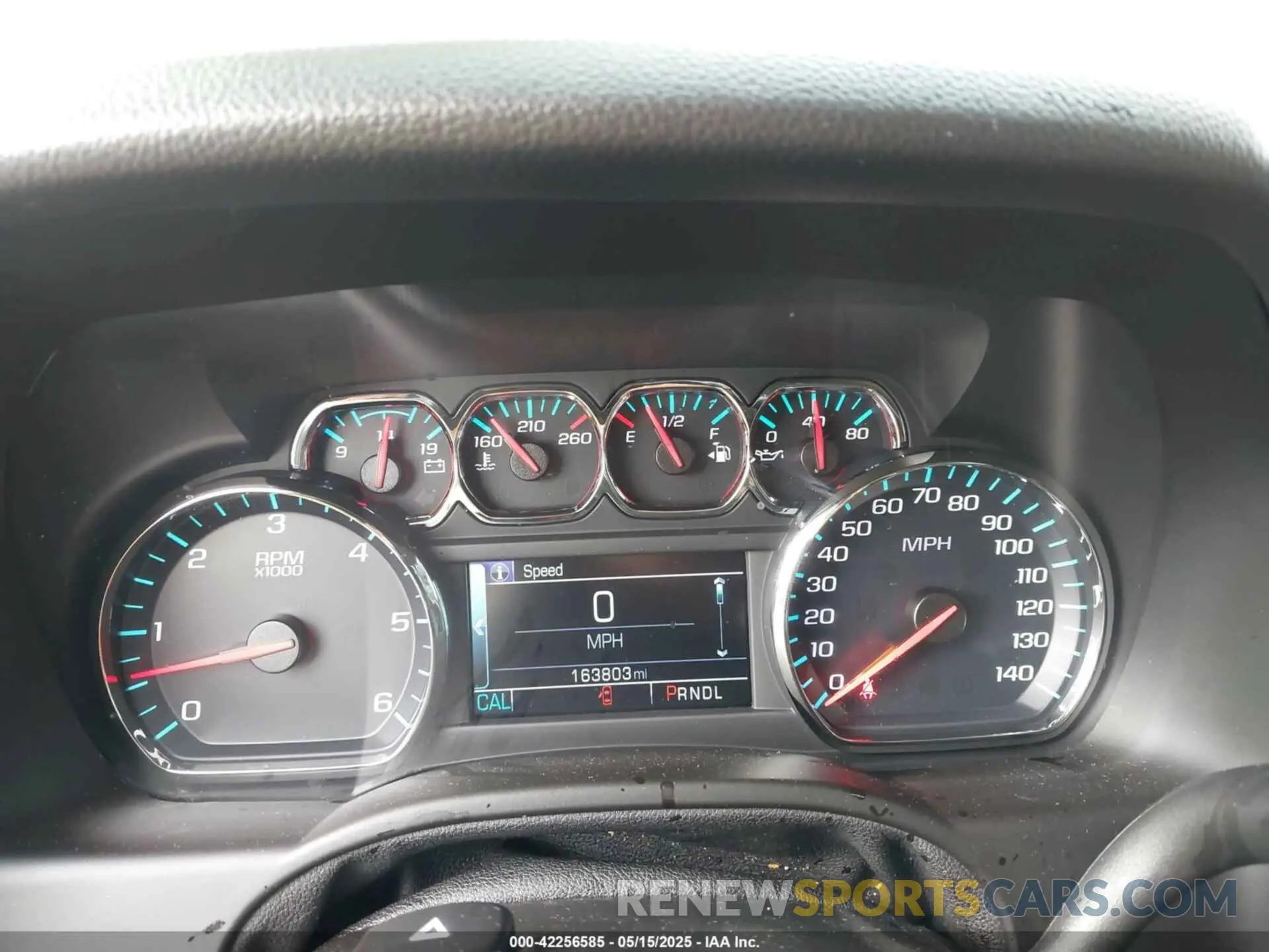 7 Photograph of a damaged car 1GKS1BKC6KR156197 GMC YUKON 2019