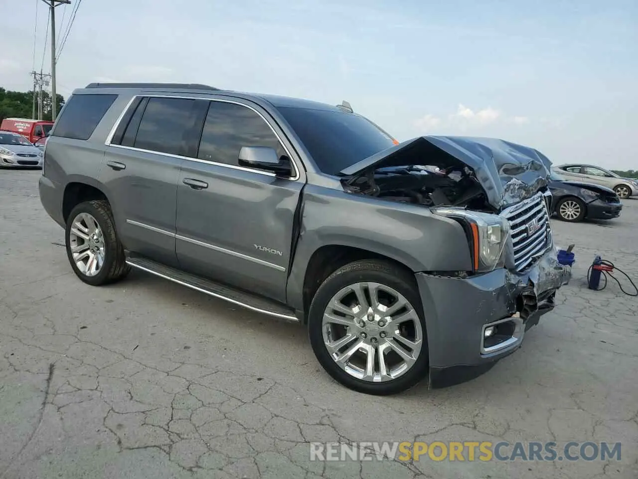 4 Photograph of a damaged car 1GKS1BKC7KR226421 GMC YUKON 2019