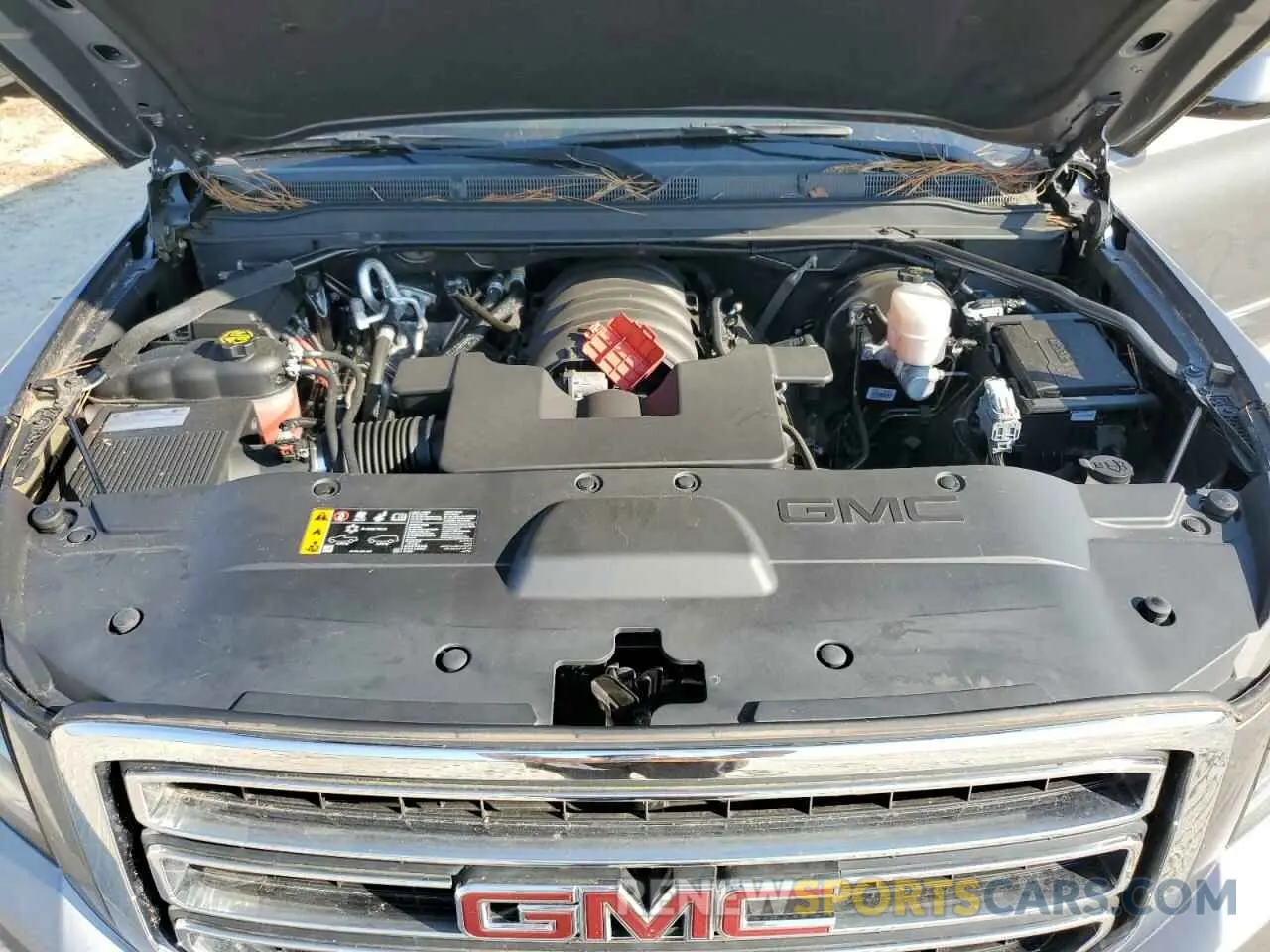 13 Photograph of a damaged car 1GKS1BKC9KR118544 GMC YUKON 2019