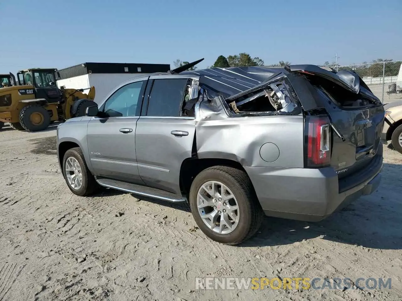 2 Photograph of a damaged car 1GKS1BKC9KR118544 GMC YUKON 2019
