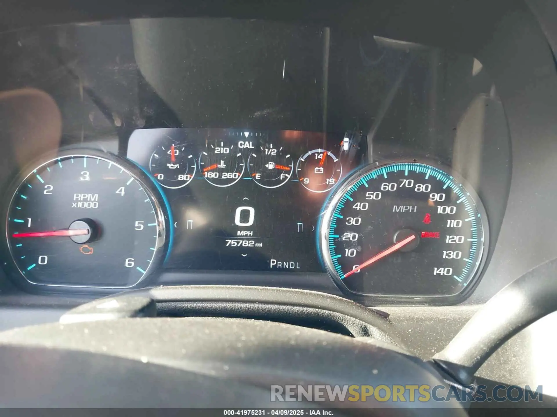 7 Photograph of a damaged car 1GKS1CKJ3KR387241 GMC YUKON 2019