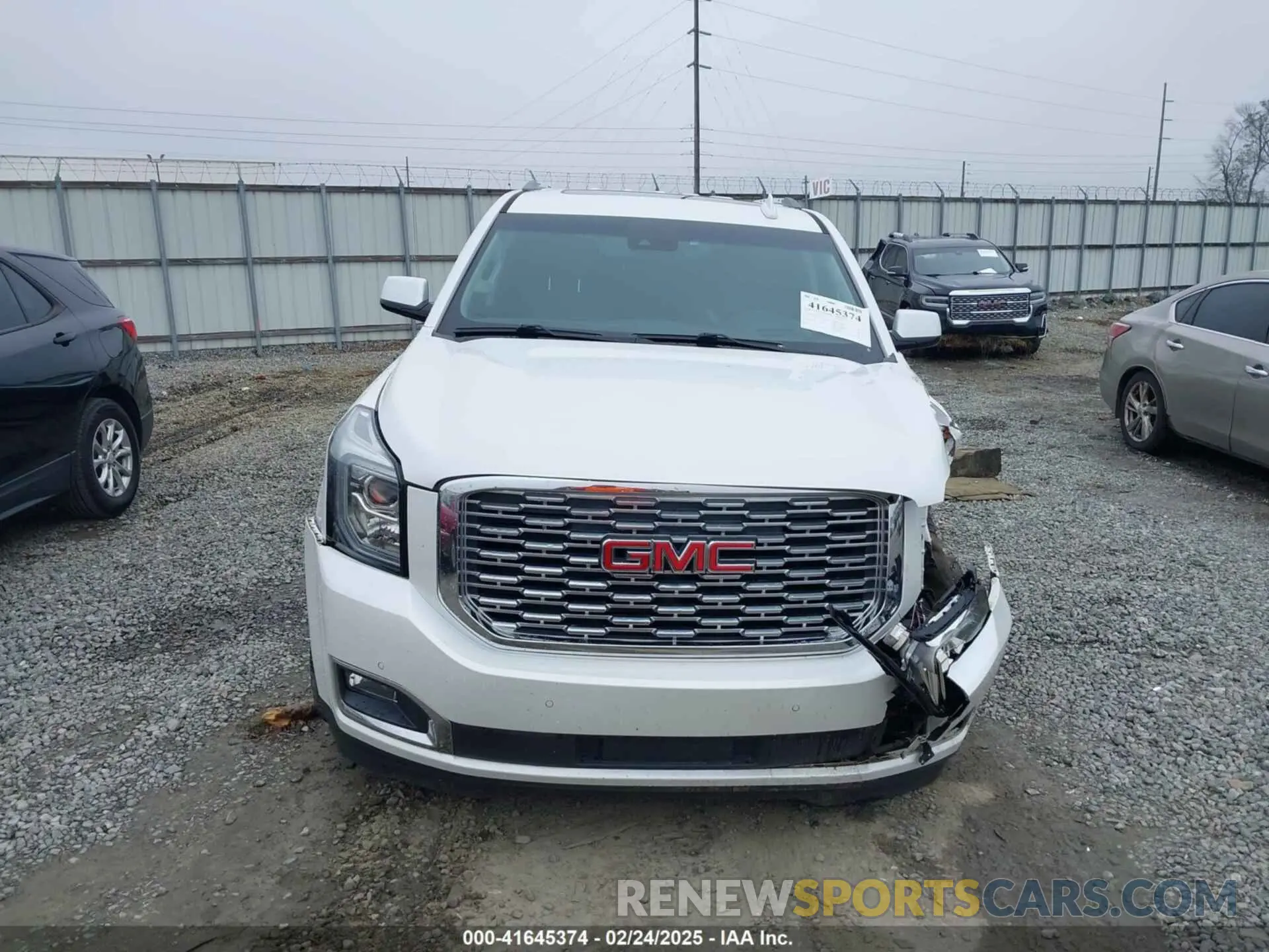 12 Photograph of a damaged car 1GKS1CKJ7KR364240 GMC YUKON 2019