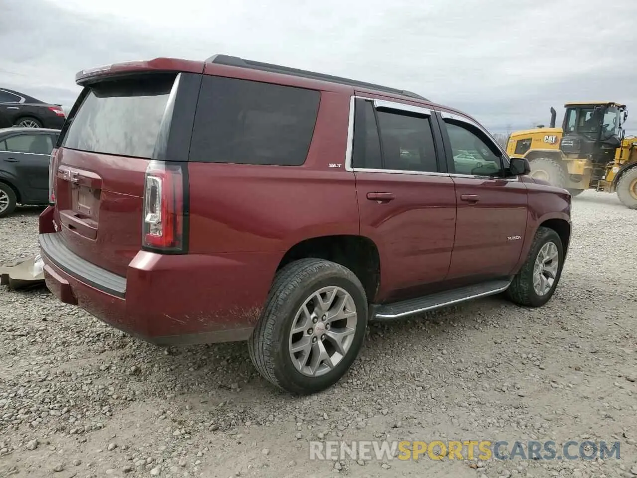 3 Photograph of a damaged car 1GKS1DKC2KR354691 GMC YUKON 2019