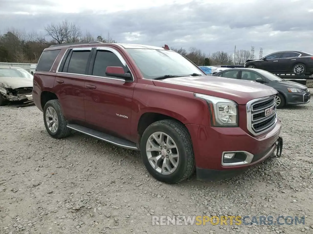 4 Photograph of a damaged car 1GKS1DKC2KR354691 GMC YUKON 2019