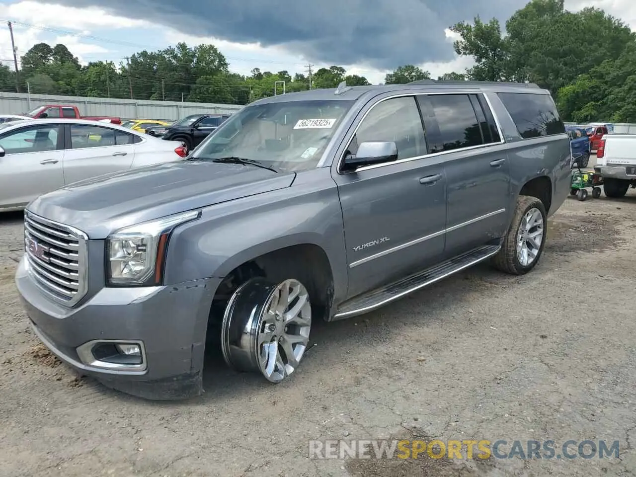 1 Photograph of a damaged car 1GKS1GKC0KR325305 GMC YUKON 2019