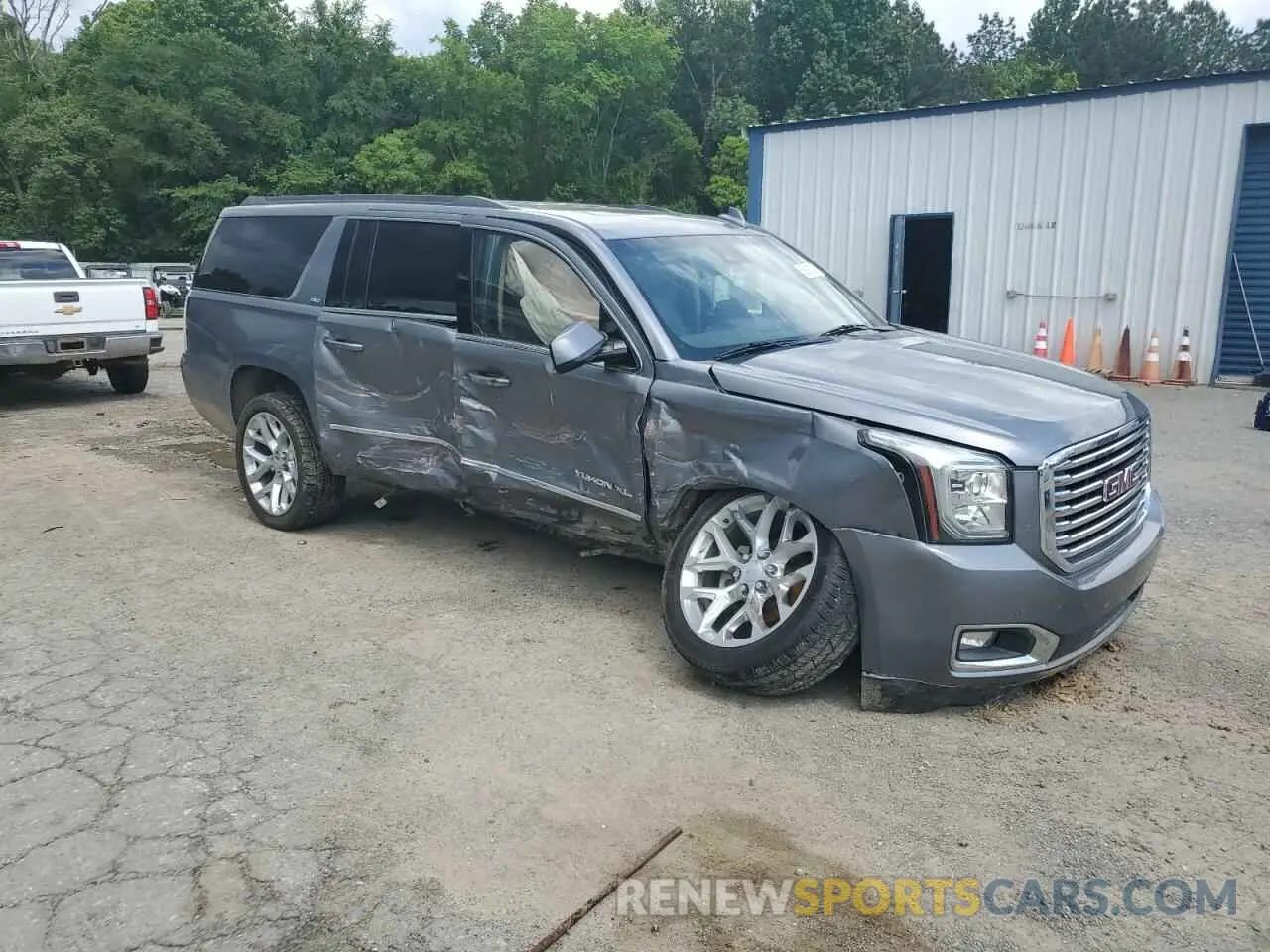 4 Photograph of a damaged car 1GKS1GKC0KR325305 GMC YUKON 2019