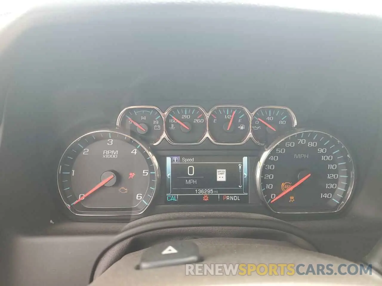 9 Photograph of a damaged car 1GKS1GKC0KR325305 GMC YUKON 2019