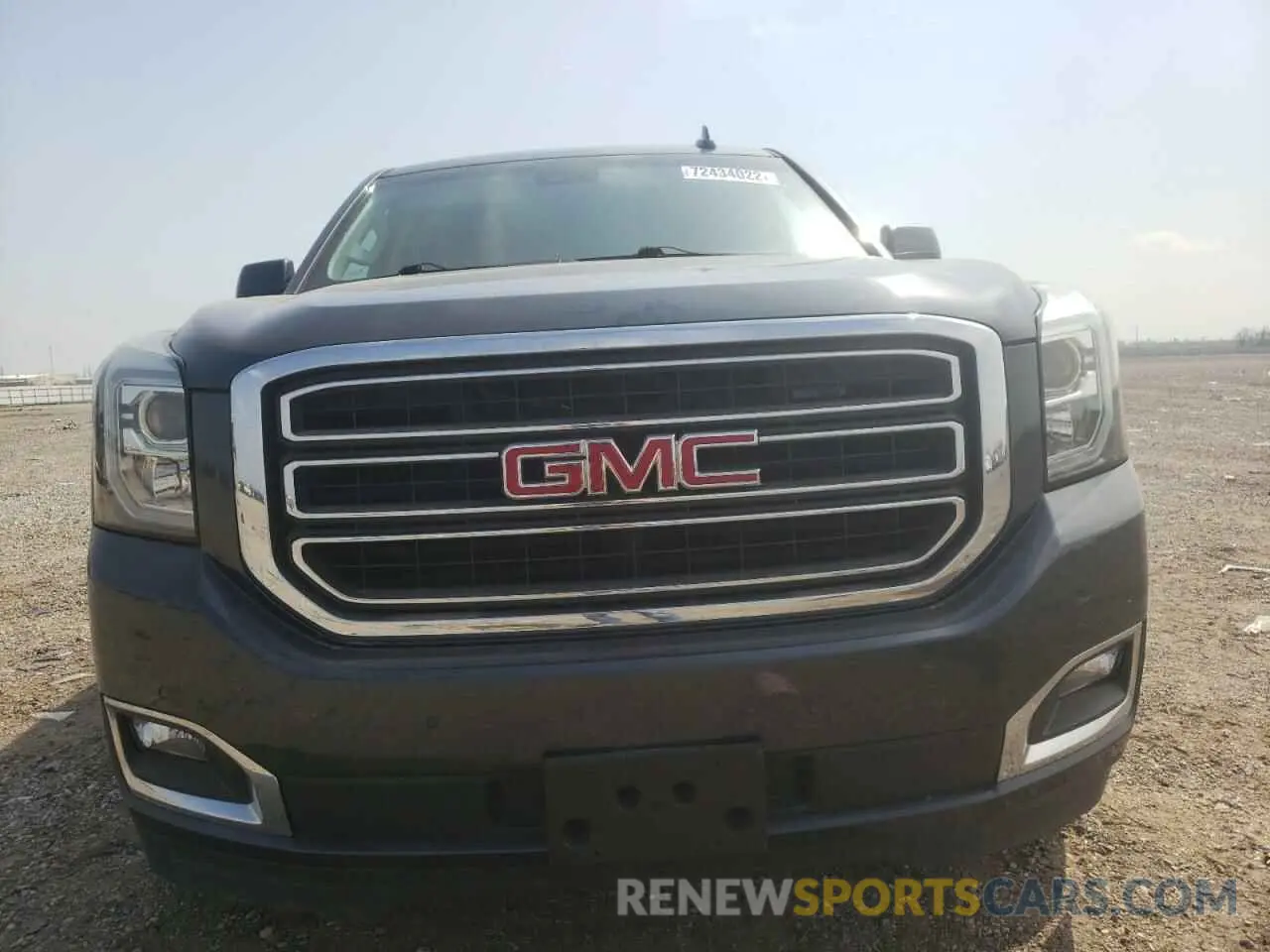 5 Photograph of a damaged car 1GKS1GKC1KR373752 GMC YUKON 2019