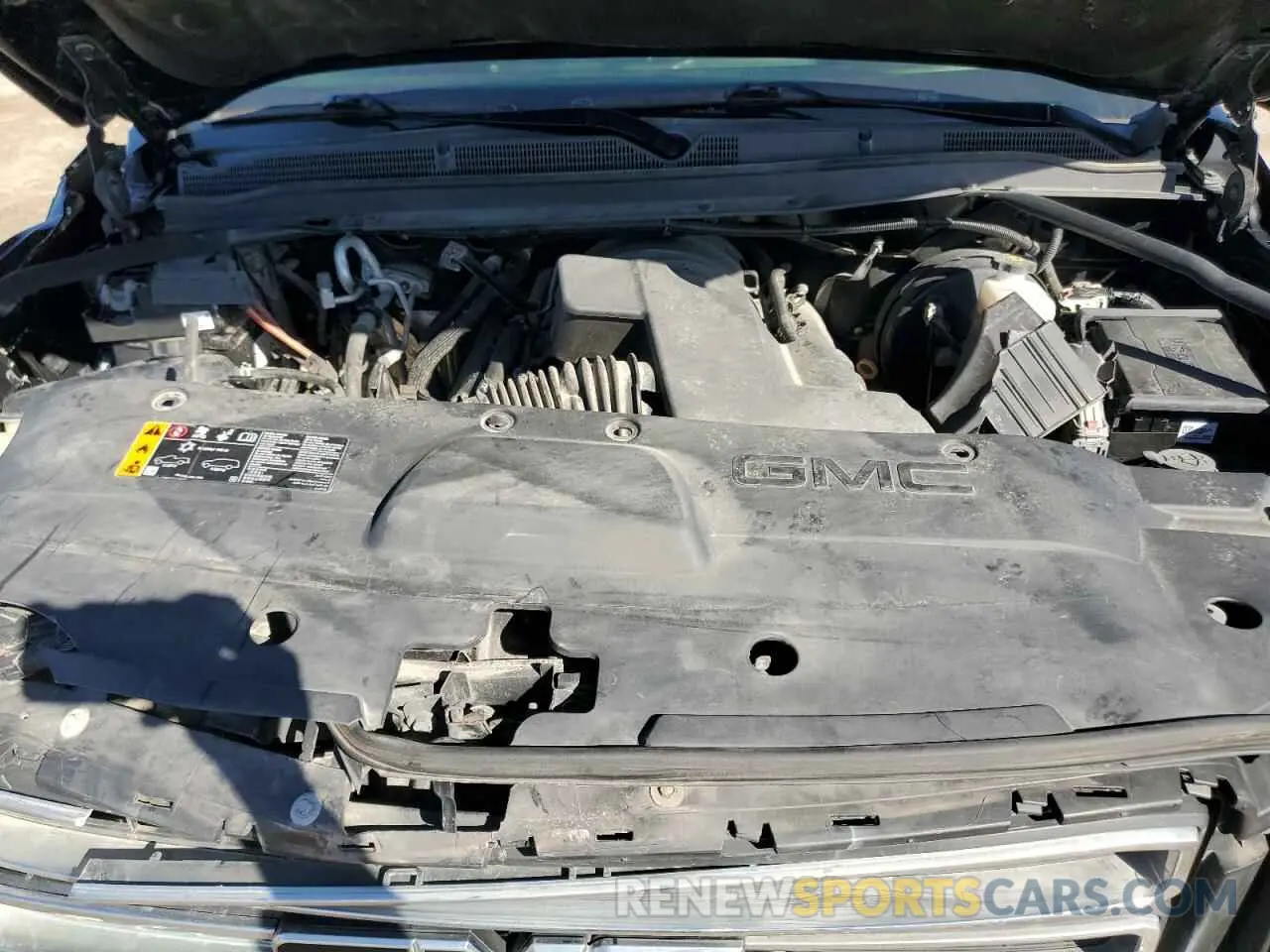 12 Photograph of a damaged car 1GKS1GKC5KR327079 GMC YUKON 2019