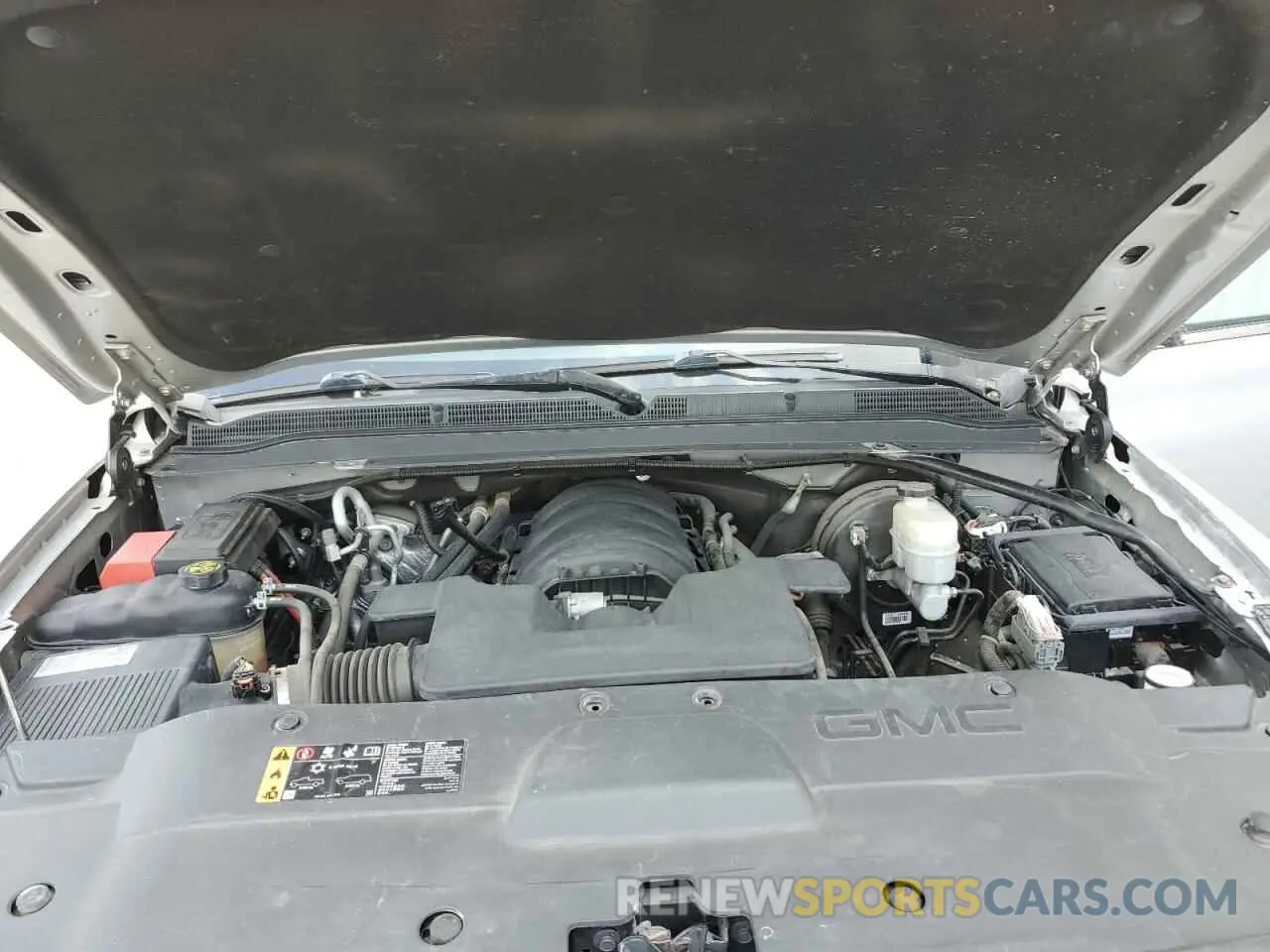 12 Photograph of a damaged car 1GKS1GKC5KR409622 GMC YUKON 2019