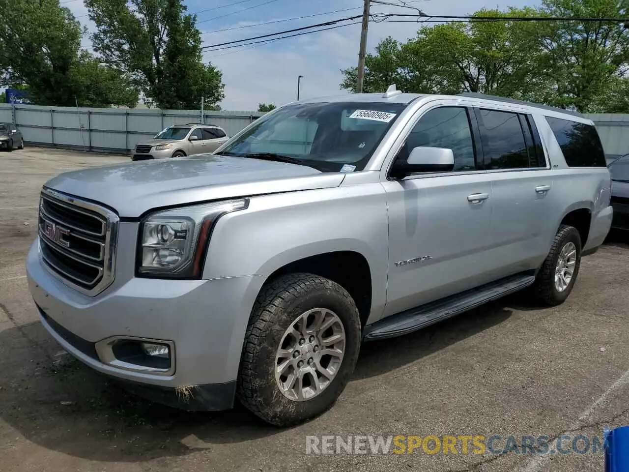 1 Photograph of a damaged car 1GKS1GKC8KR245444 GMC YUKON 2019