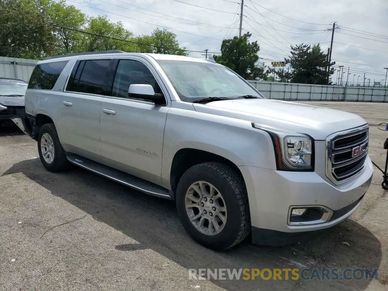 4 Photograph of a damaged car 1GKS1GKC8KR245444 GMC YUKON 2019