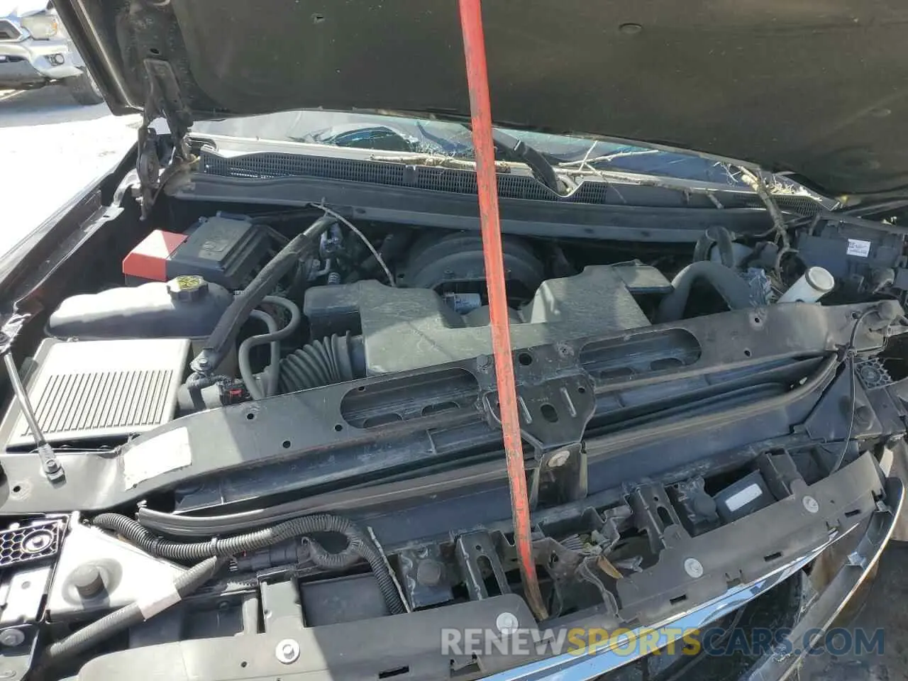 13 Photograph of a damaged car 1GKS2AKC9KR354179 GMC YUKON 2019