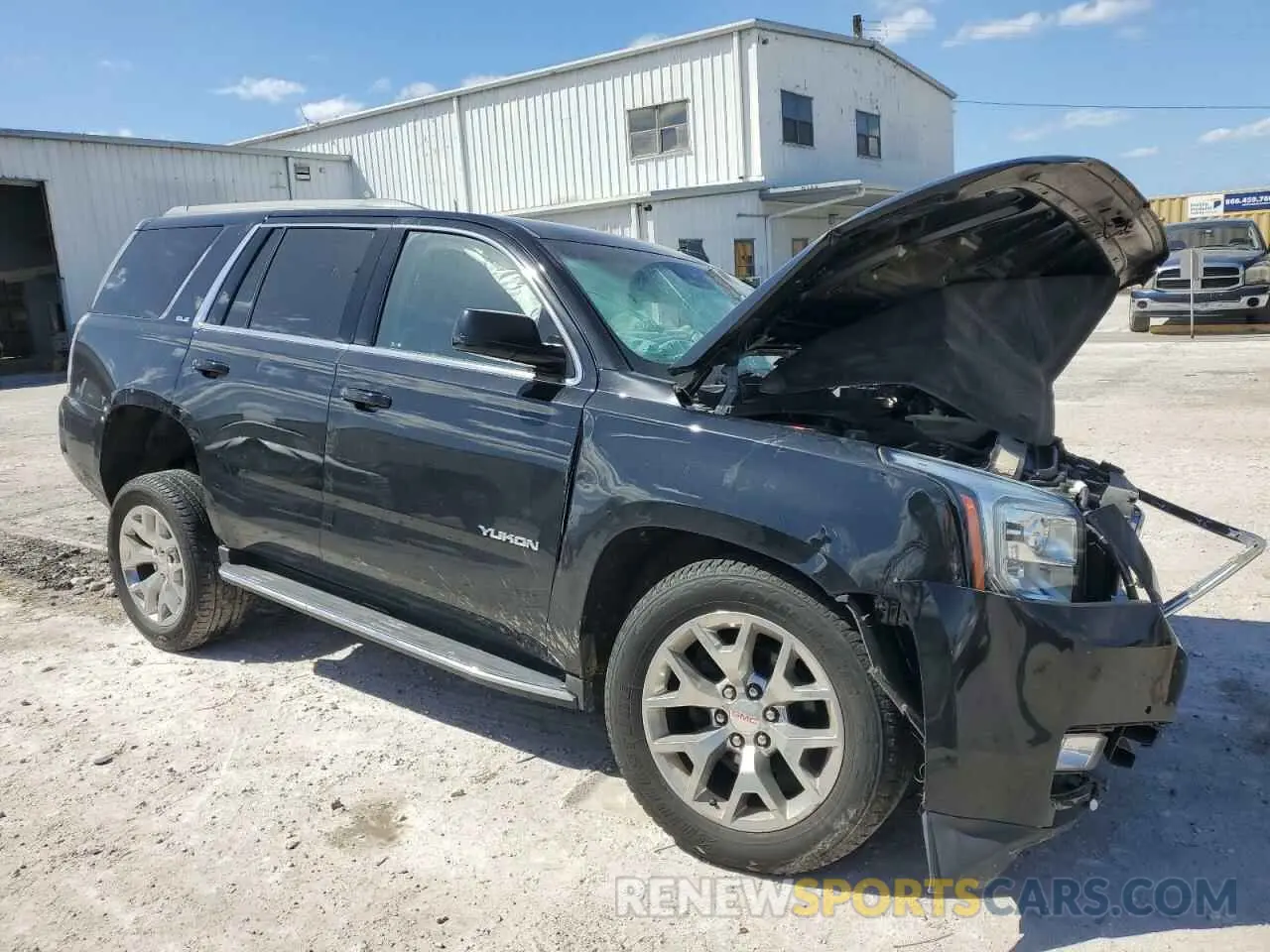 4 Photograph of a damaged car 1GKS2AKC9KR354179 GMC YUKON 2019