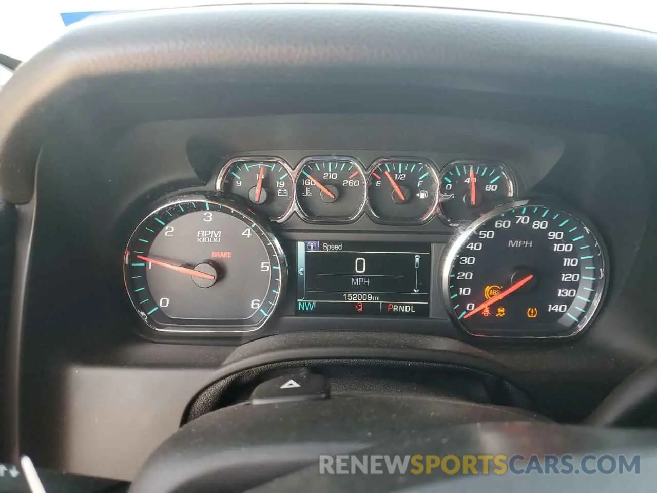 9 Photograph of a damaged car 1GKS2BKC1KR180128 GMC YUKON 2019