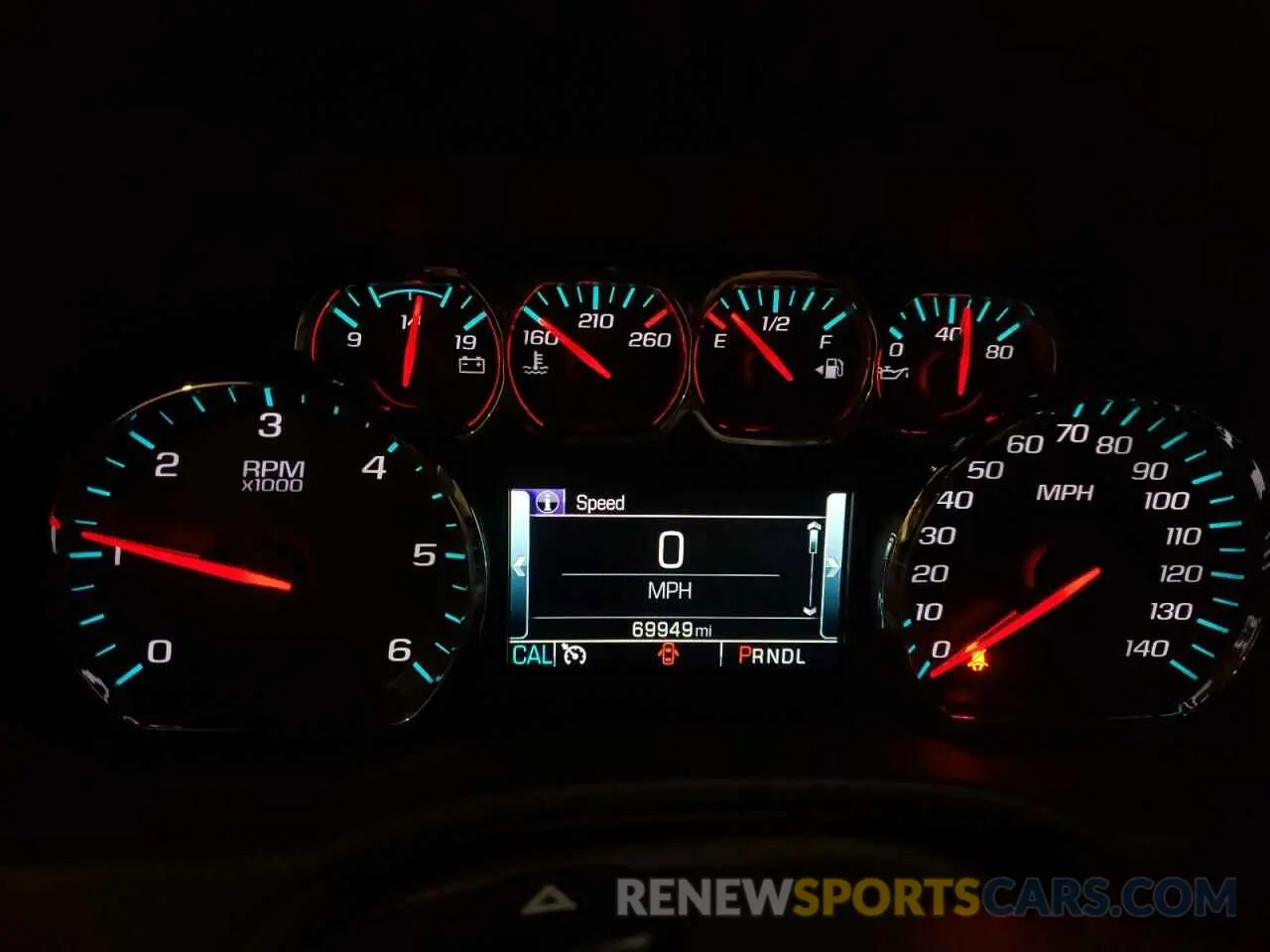 9 Photograph of a damaged car 1GKS2BKC2KR238408 GMC YUKON 2019