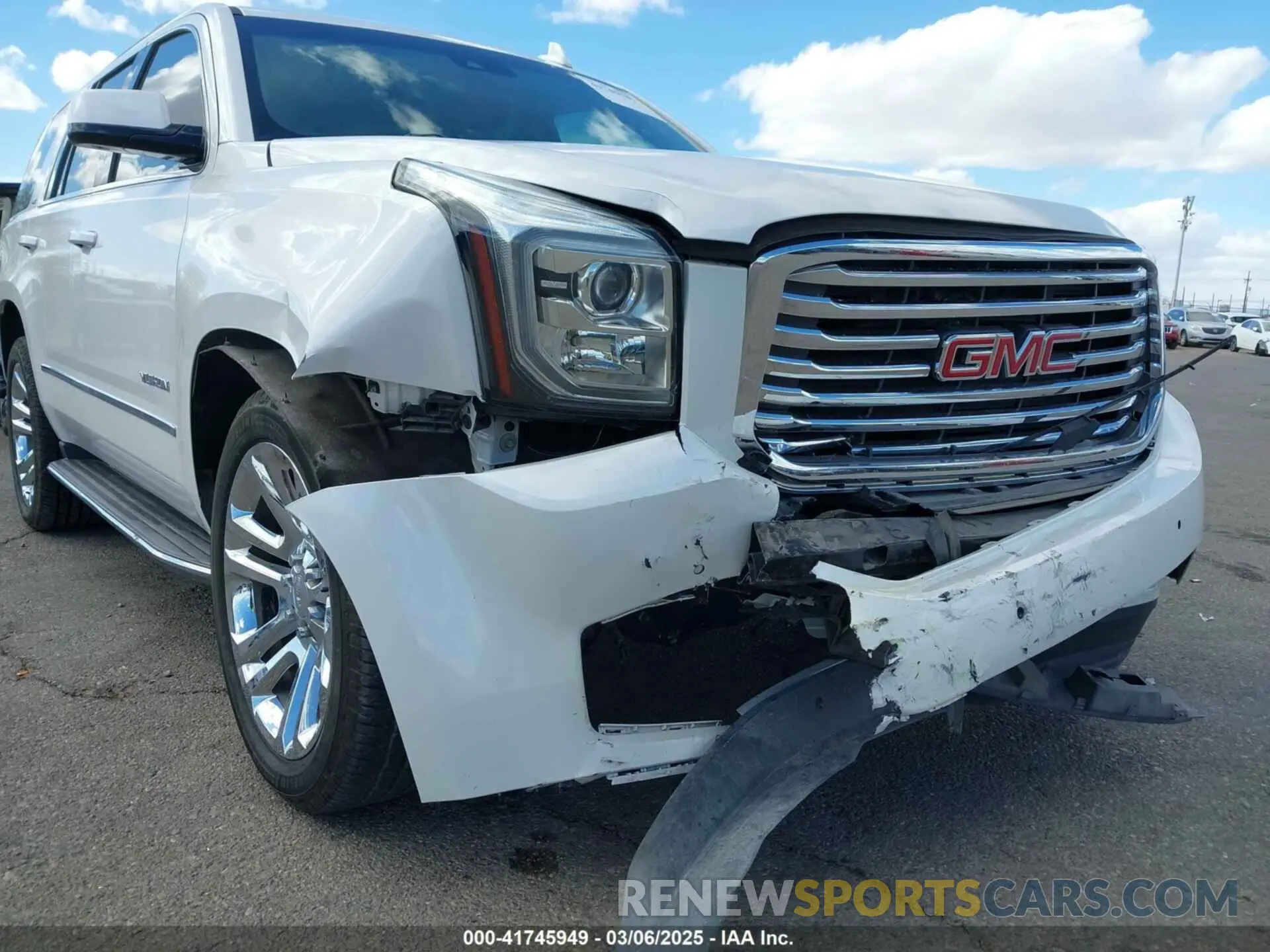 6 Photograph of a damaged car 1GKS2BKCXKR355380 GMC YUKON 2019