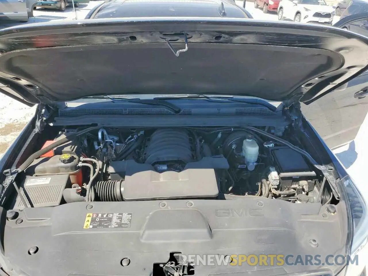 14 Photograph of a damaged car 1GKS2BKJ3KR199763 GMC YUKON 2019