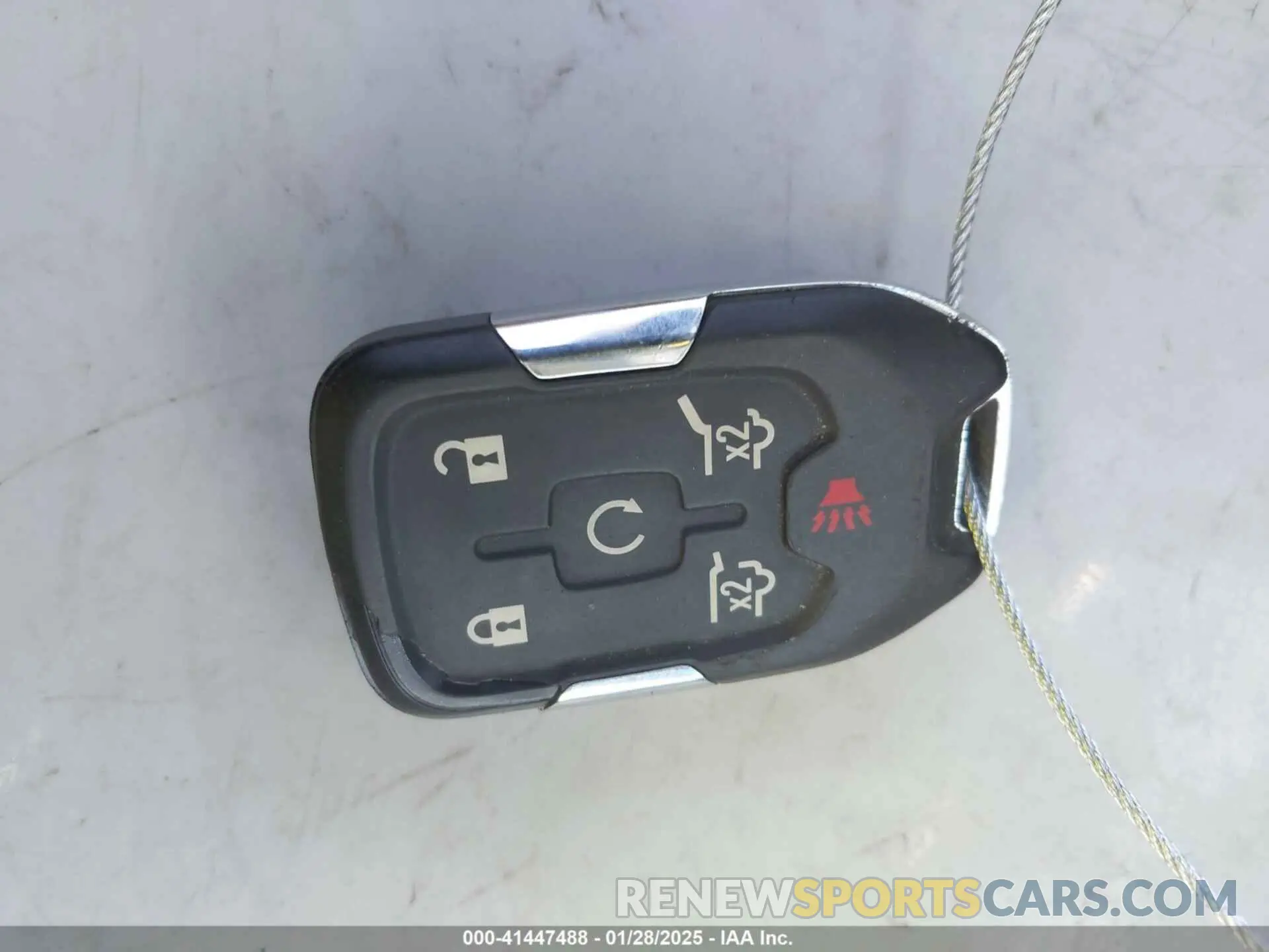 11 Photograph of a damaged car 1GKS2BKJ9KR161101 GMC YUKON 2019