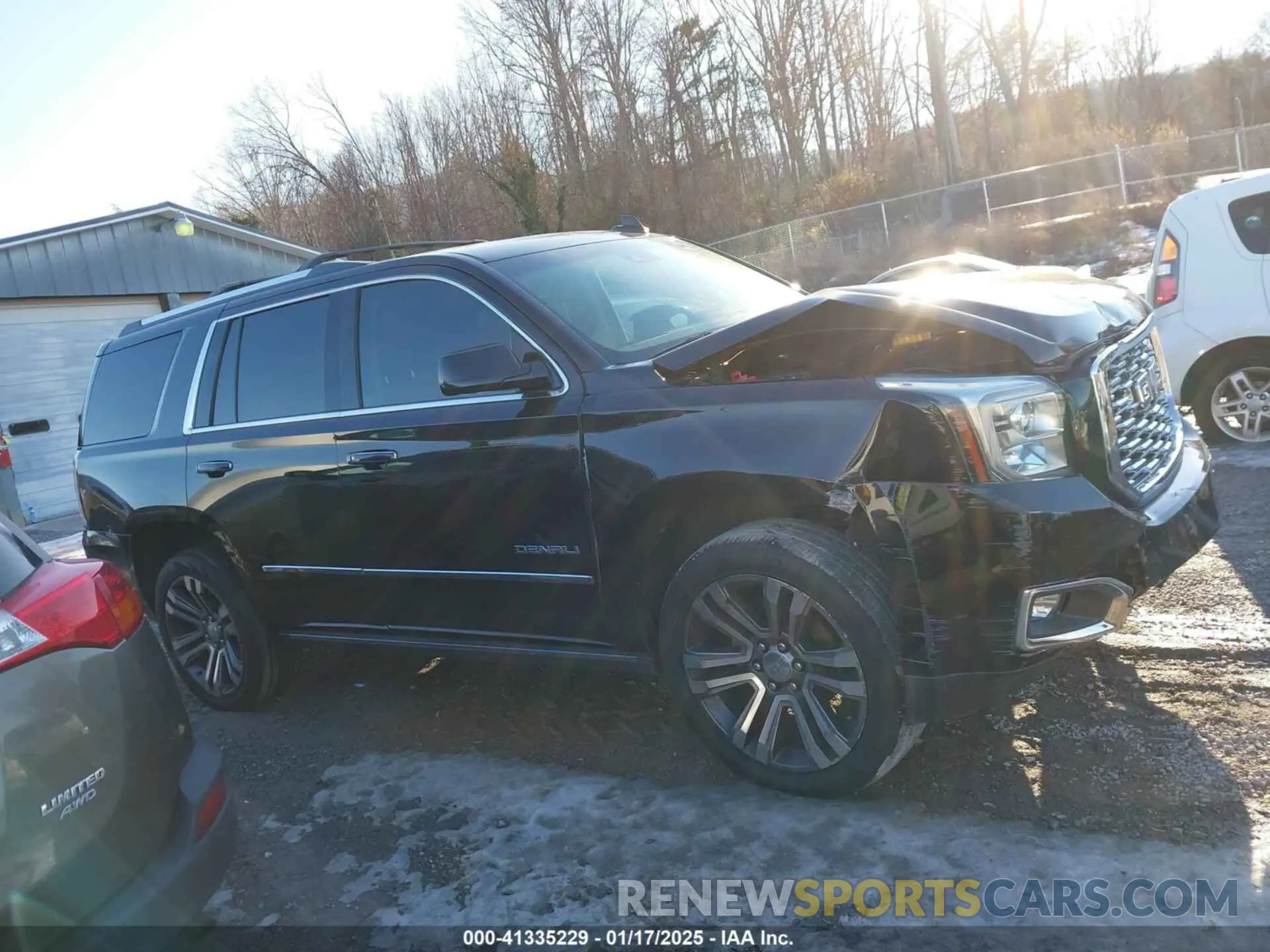 14 Photograph of a damaged car 1GKS2CKJ2KR137664 GMC YUKON 2019