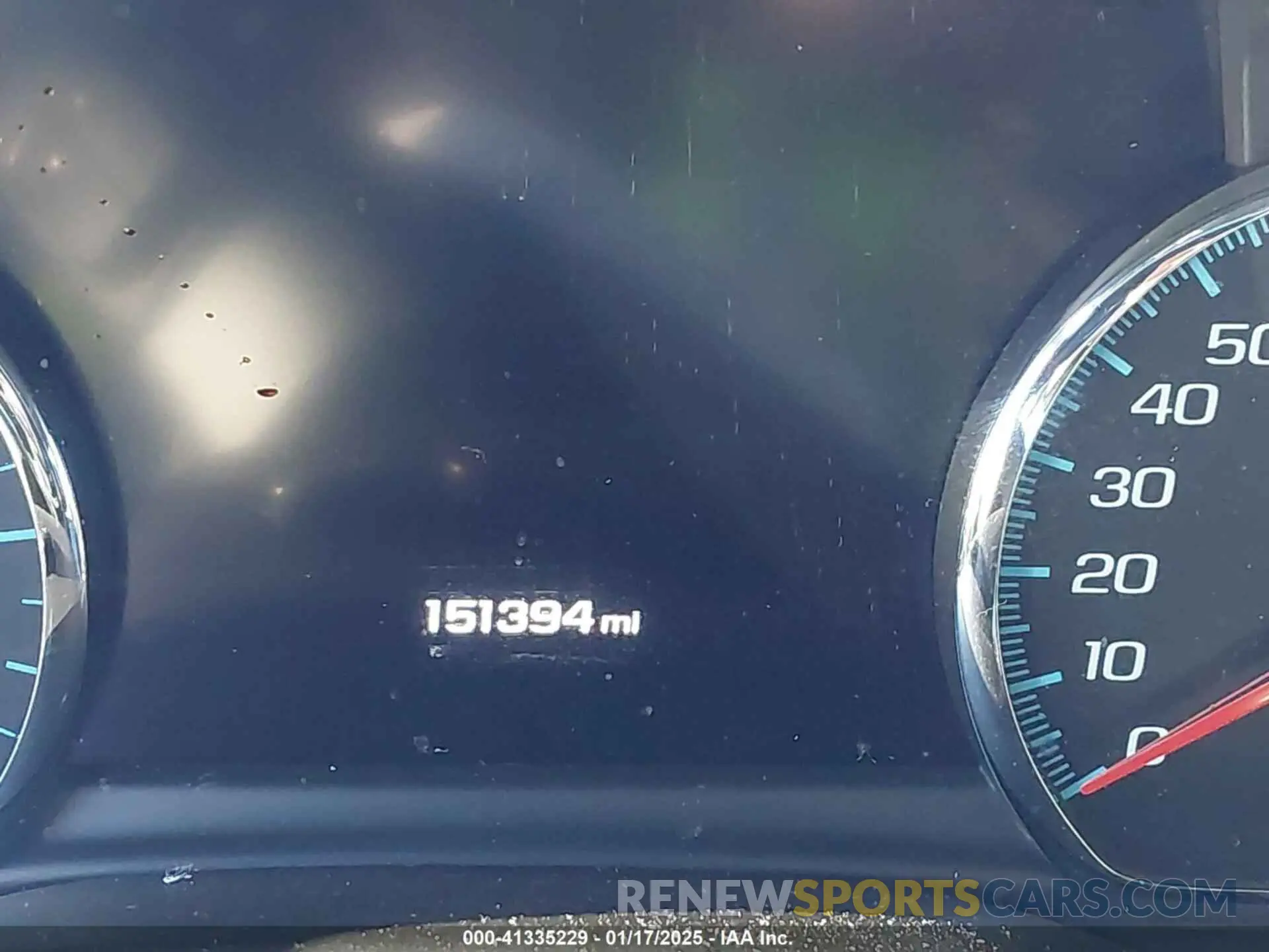 16 Photograph of a damaged car 1GKS2CKJ2KR137664 GMC YUKON 2019