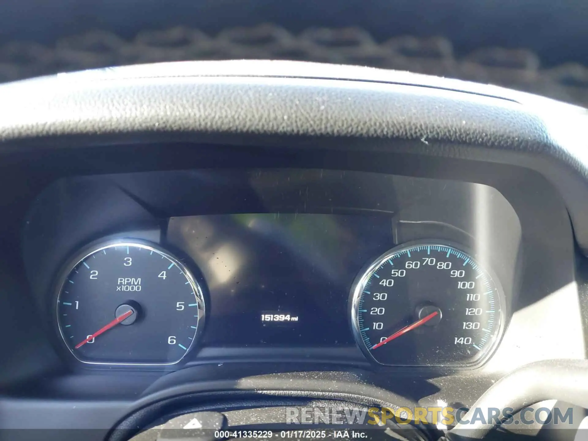 7 Photograph of a damaged car 1GKS2CKJ2KR137664 GMC YUKON 2019