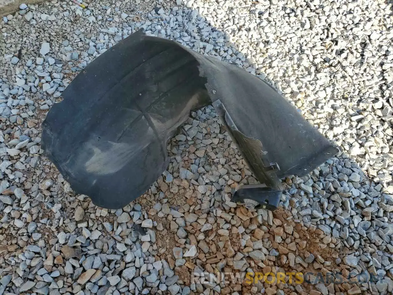 15 Photograph of a damaged car 1GKS2CKJ4KR343990 GMC YUKON 2019