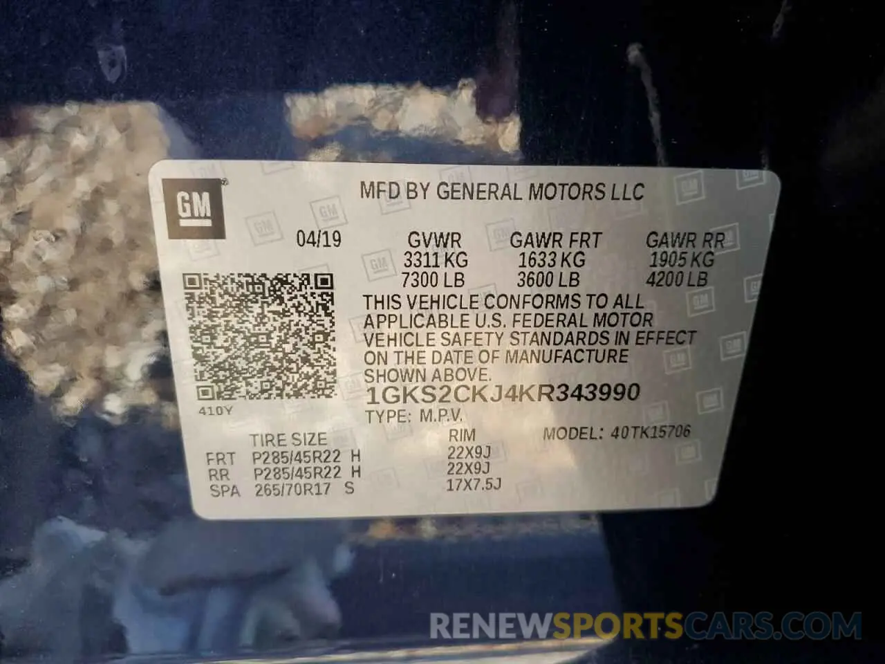16 Photograph of a damaged car 1GKS2CKJ4KR343990 GMC YUKON 2019