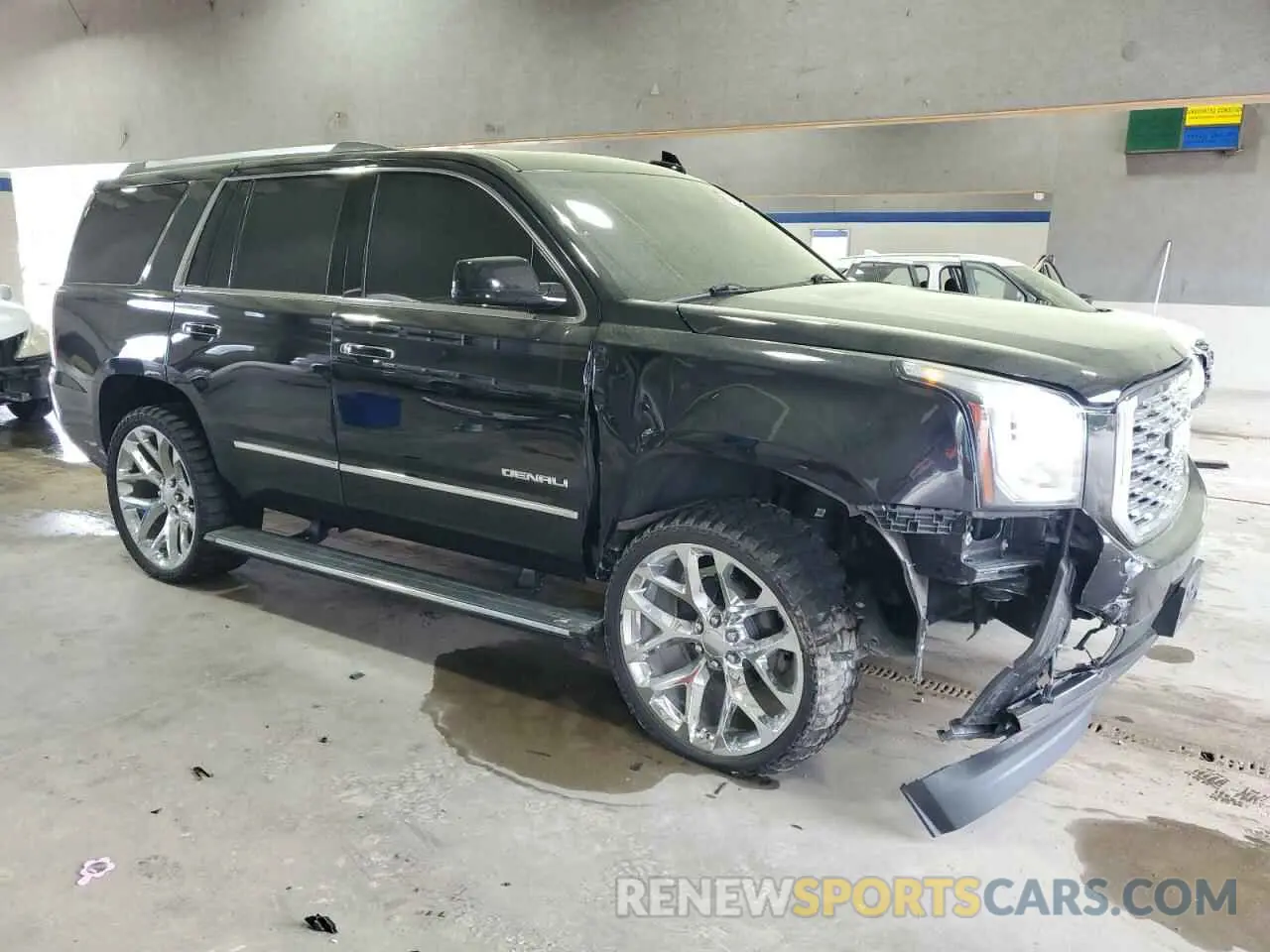 4 Photograph of a damaged car 1GKS2CKJ9KR409479 GMC YUKON 2019