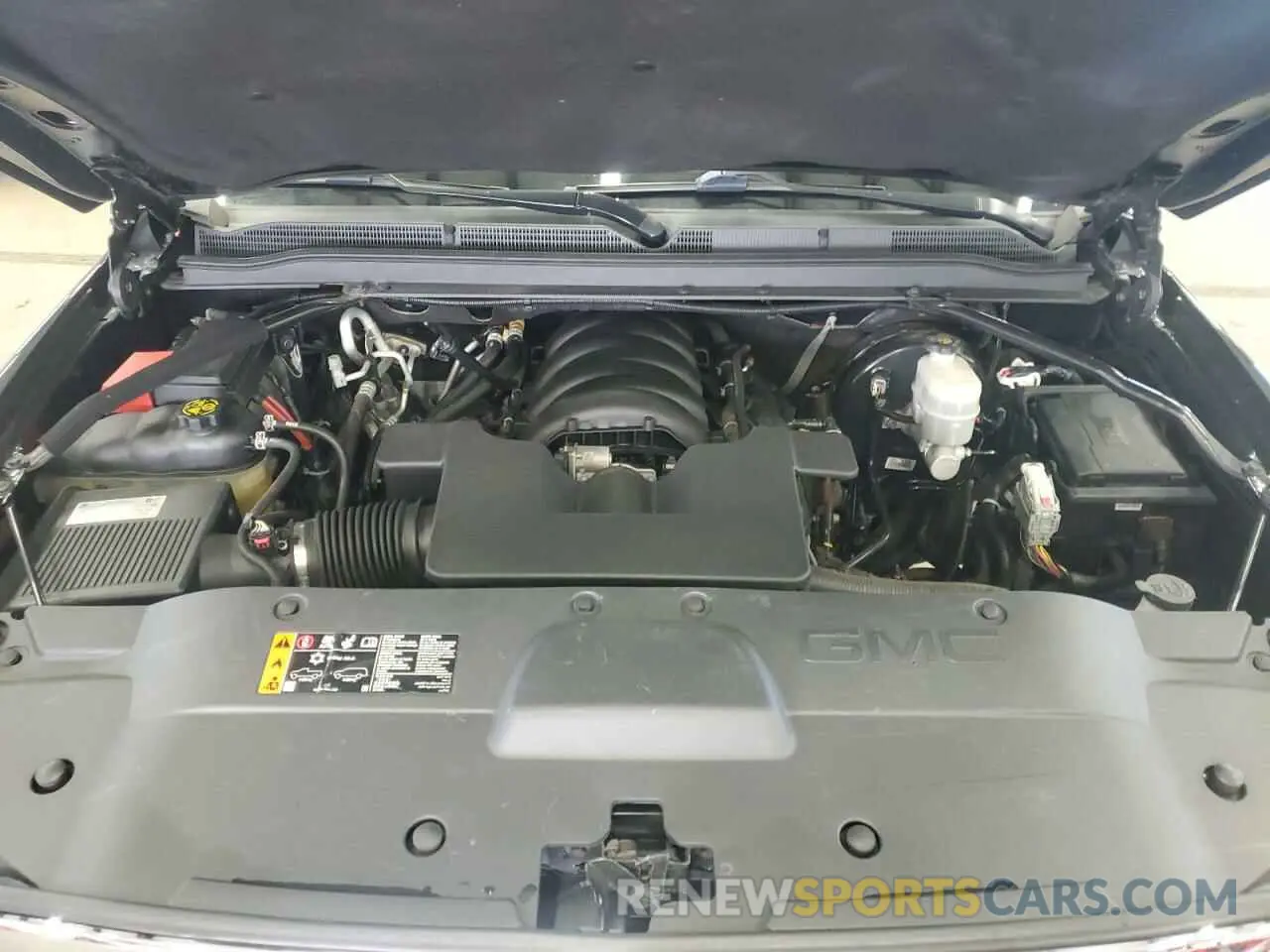 11 Photograph of a damaged car 1GKS2GKC1KR163990 GMC YUKON 2019