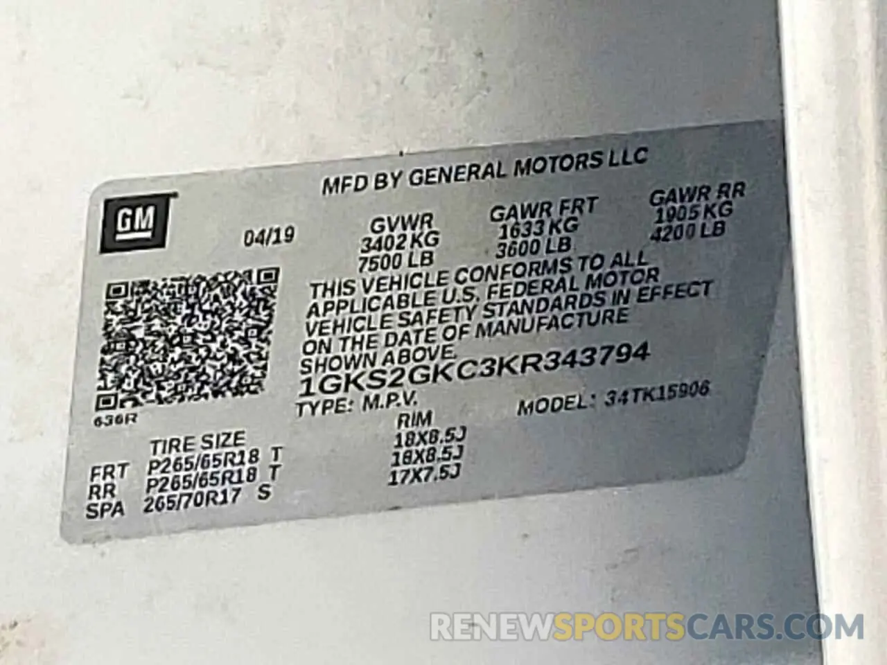 14 Photograph of a damaged car 1GKS2GKC3KR343794 GMC YUKON 2019