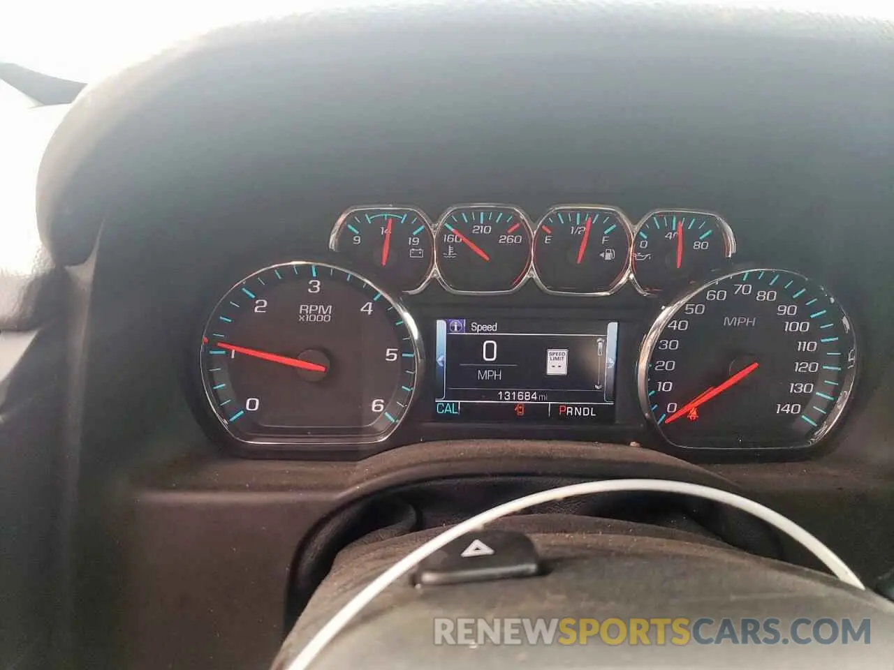 9 Photograph of a damaged car 1GKS2GKC3KR343794 GMC YUKON 2019
