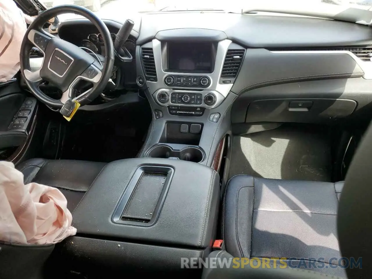 8 Photograph of a damaged car 1GKS2GKC5KR247763 GMC YUKON 2019