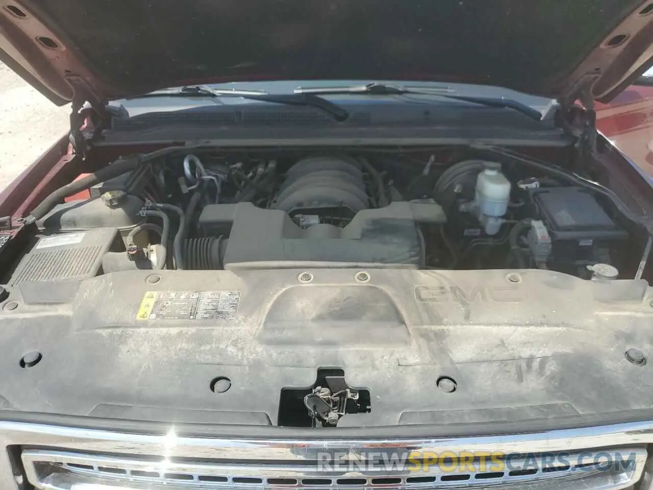 11 Photograph of a damaged car 1GKS2GKC5KR303605 GMC YUKON 2019