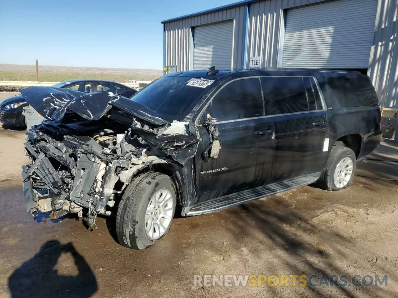 1 Photograph of a damaged car 1GKS2GKCXKR234894 GMC YUKON 2019