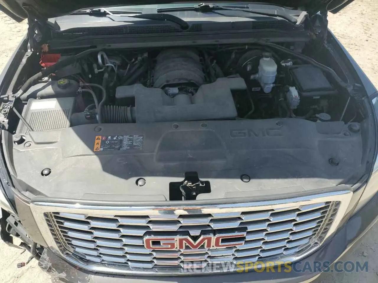 11 Photograph of a damaged car 1GKS2HKJ1KR208382 GMC YUKON 2019
