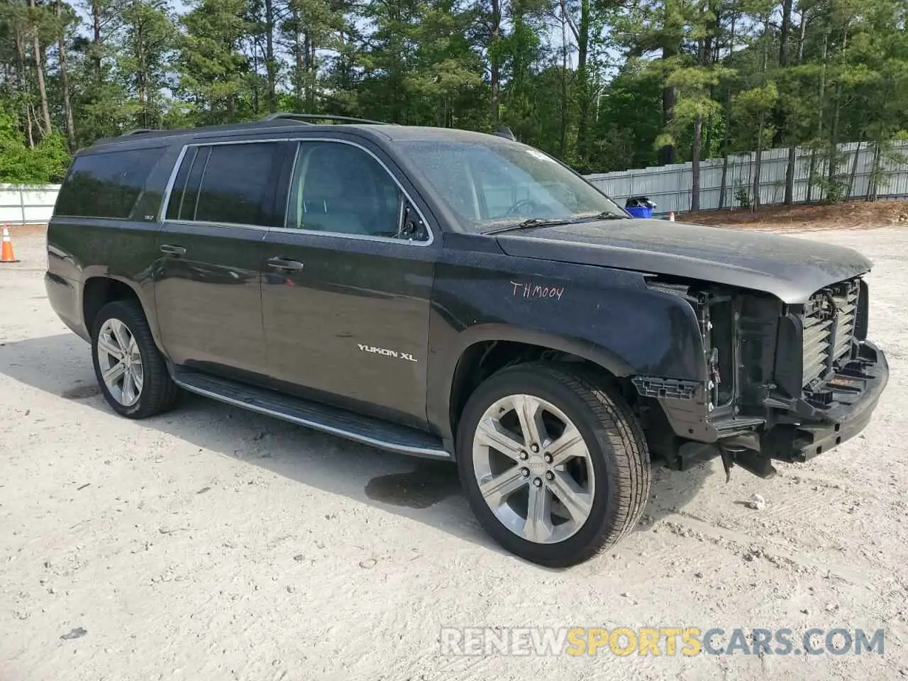 4 Photograph of a damaged car 1GKS2JKC8KR153714 GMC YUKON 2019