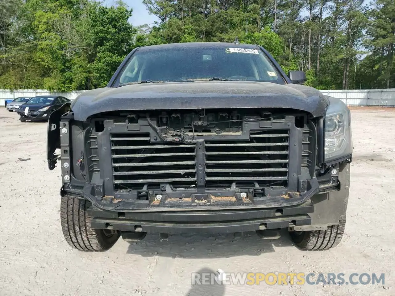 5 Photograph of a damaged car 1GKS2JKC8KR153714 GMC YUKON 2019