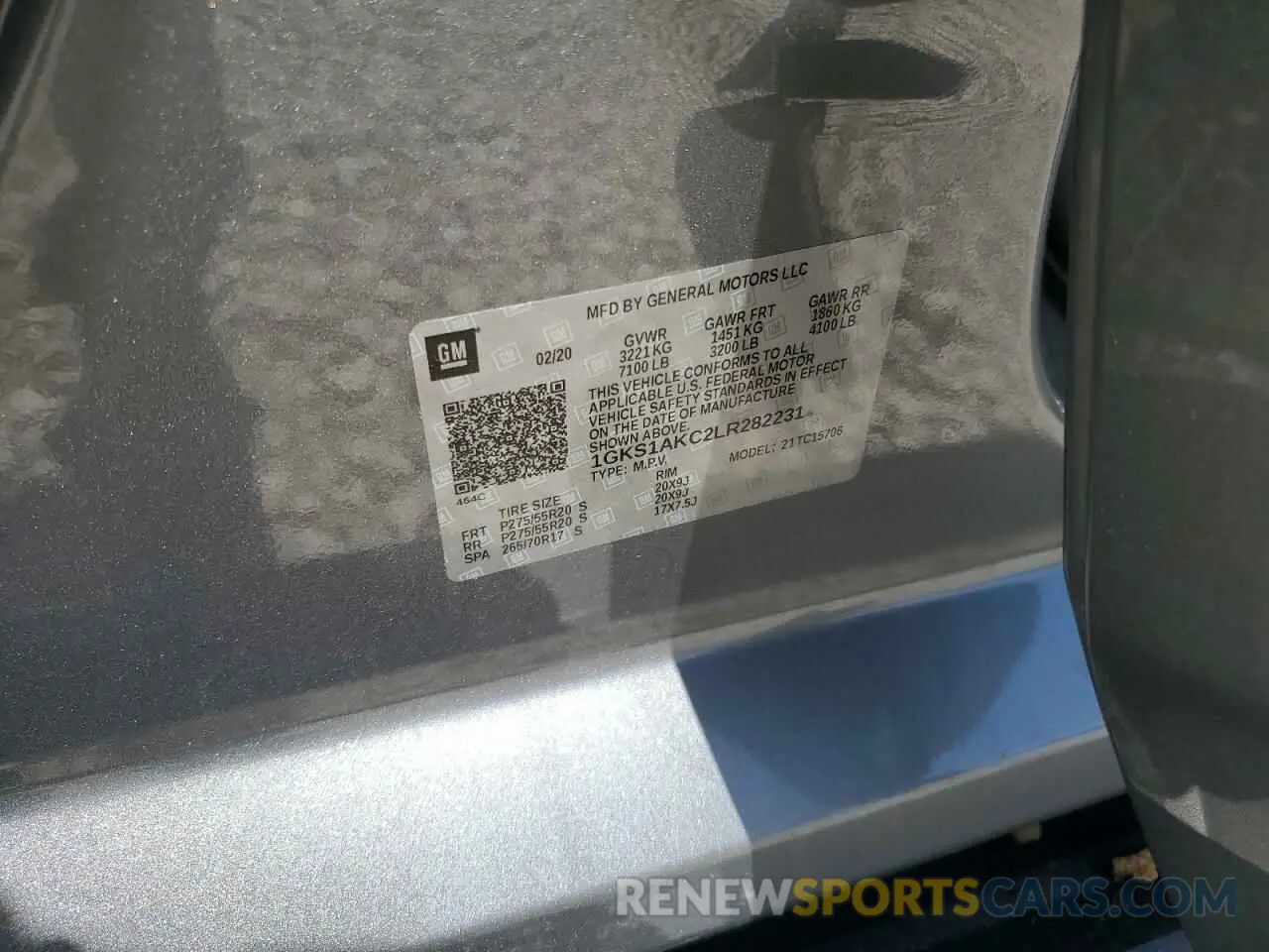 15 Photograph of a damaged car 1GKS1AKC2LR282231 GMC YUKON 2020