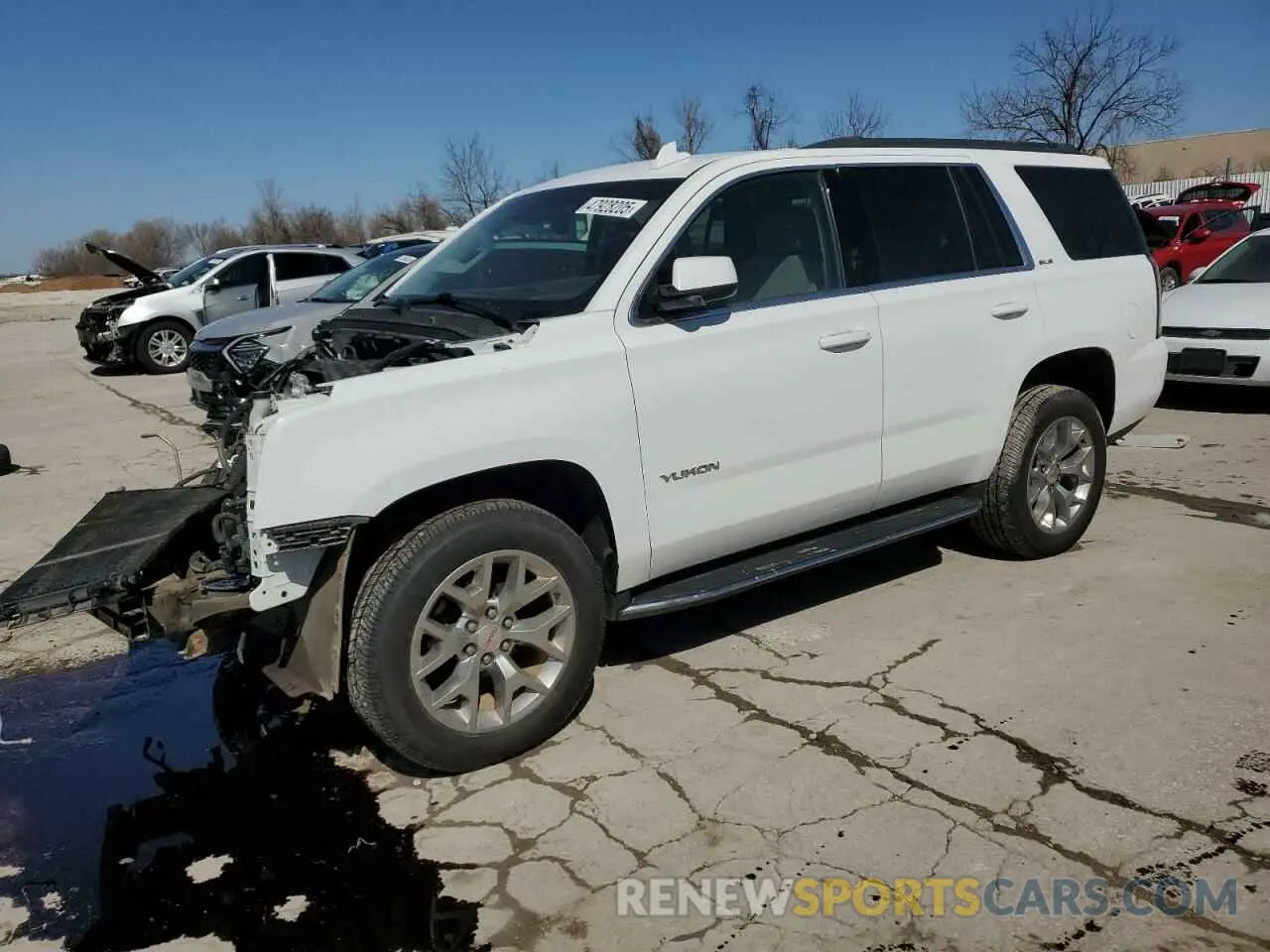 1 Photograph of a damaged car 1GKS1AKCXLR127278 GMC YUKON 2020