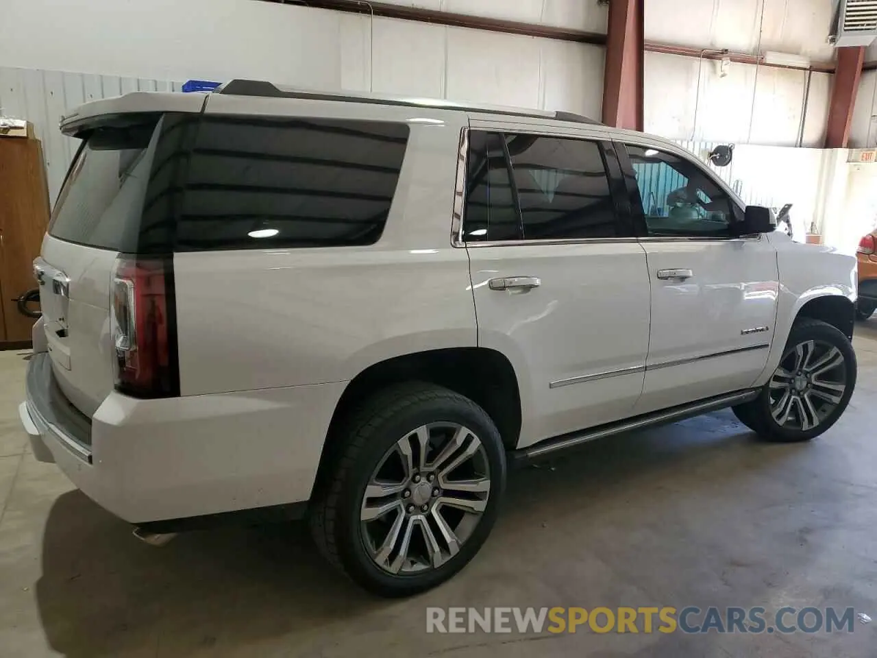 3 Photograph of a damaged car 1GKS1CKJ3LR107335 GMC YUKON 2020