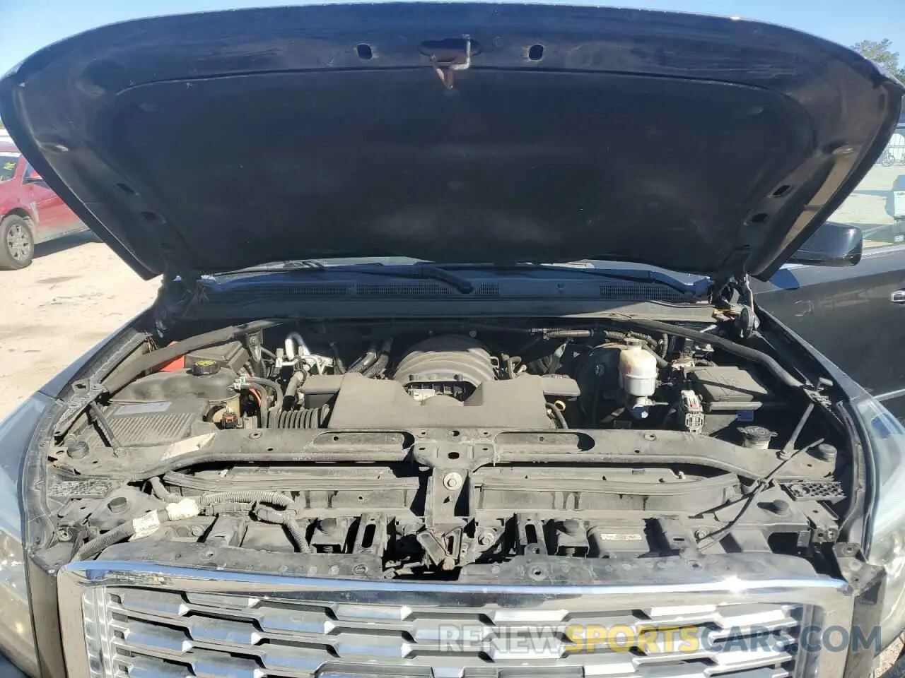 12 Photograph of a damaged car 1GKS1HKJ6LR298908 GMC YUKON 2020