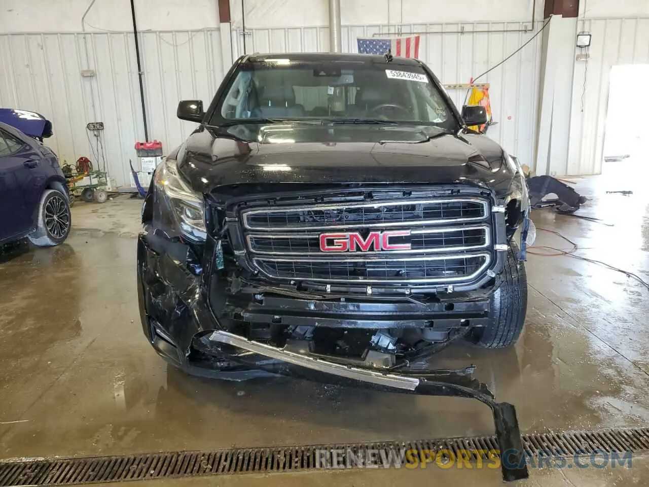 5 Photograph of a damaged car 1GKS2BKCXLR235497 GMC YUKON 2020