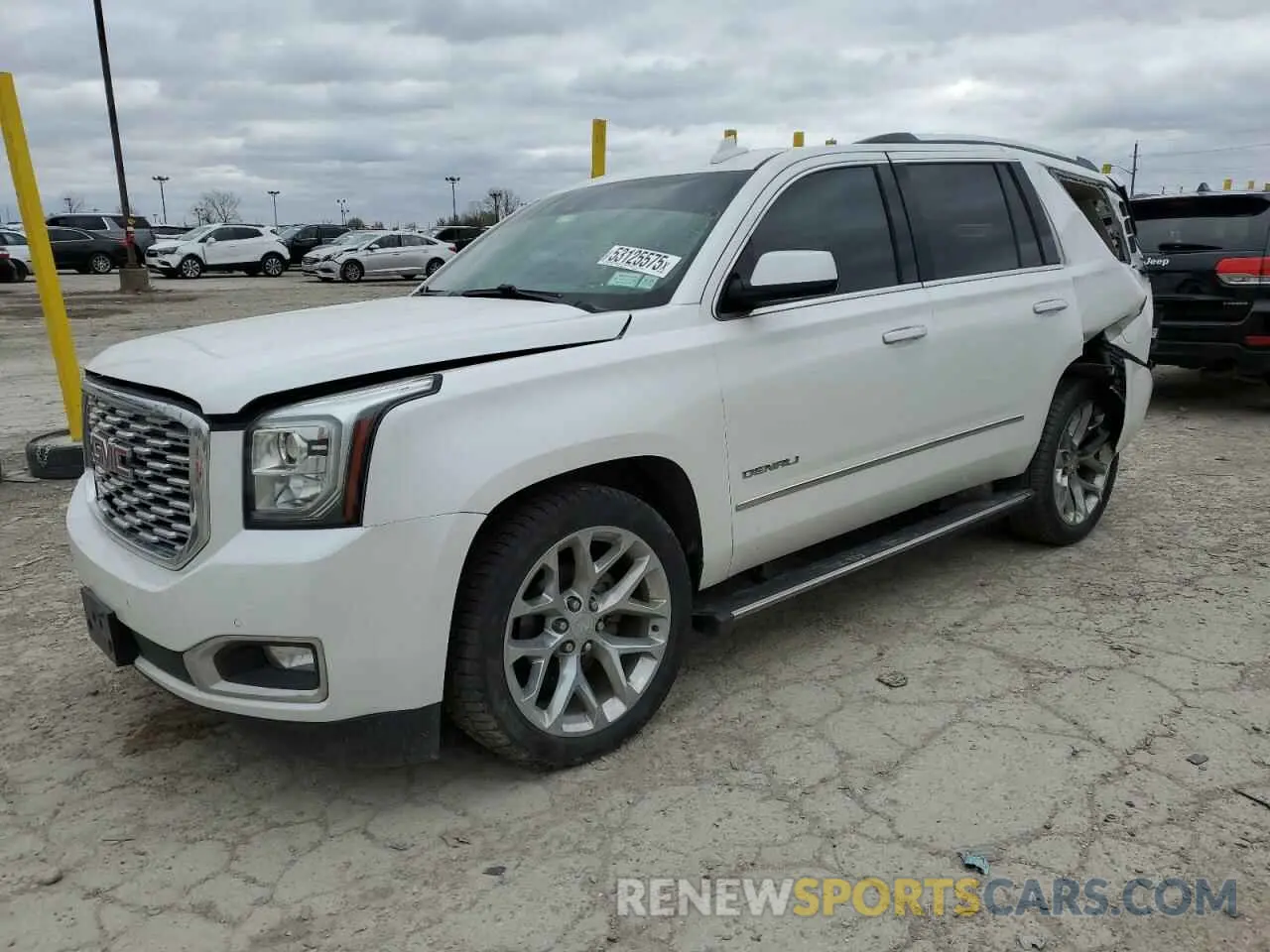 1 Photograph of a damaged car 1GKS2CKJ0LR299617 GMC YUKON 2020
