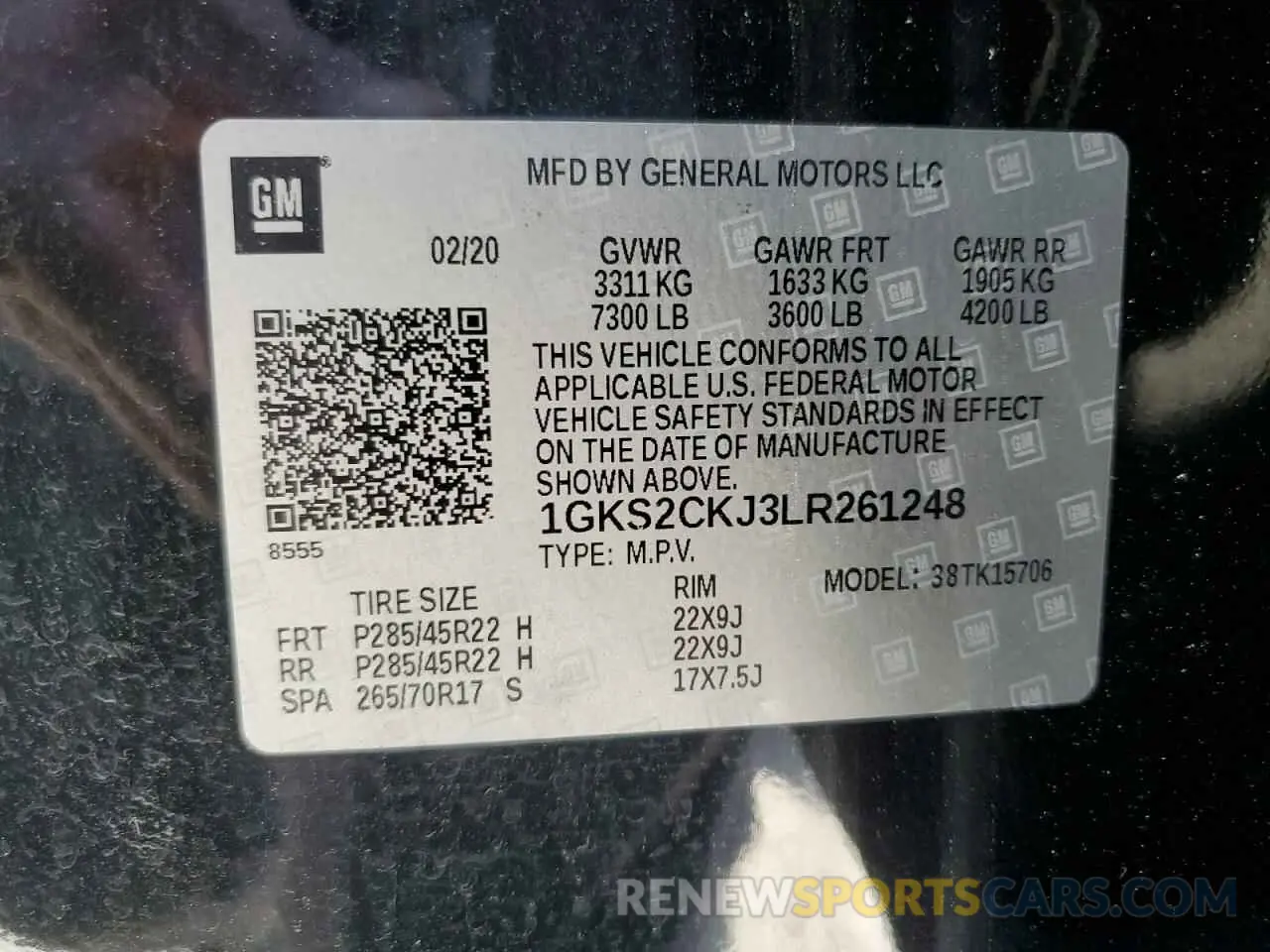 13 Photograph of a damaged car 1GKS2CKJ3LR261248 GMC YUKON 2020